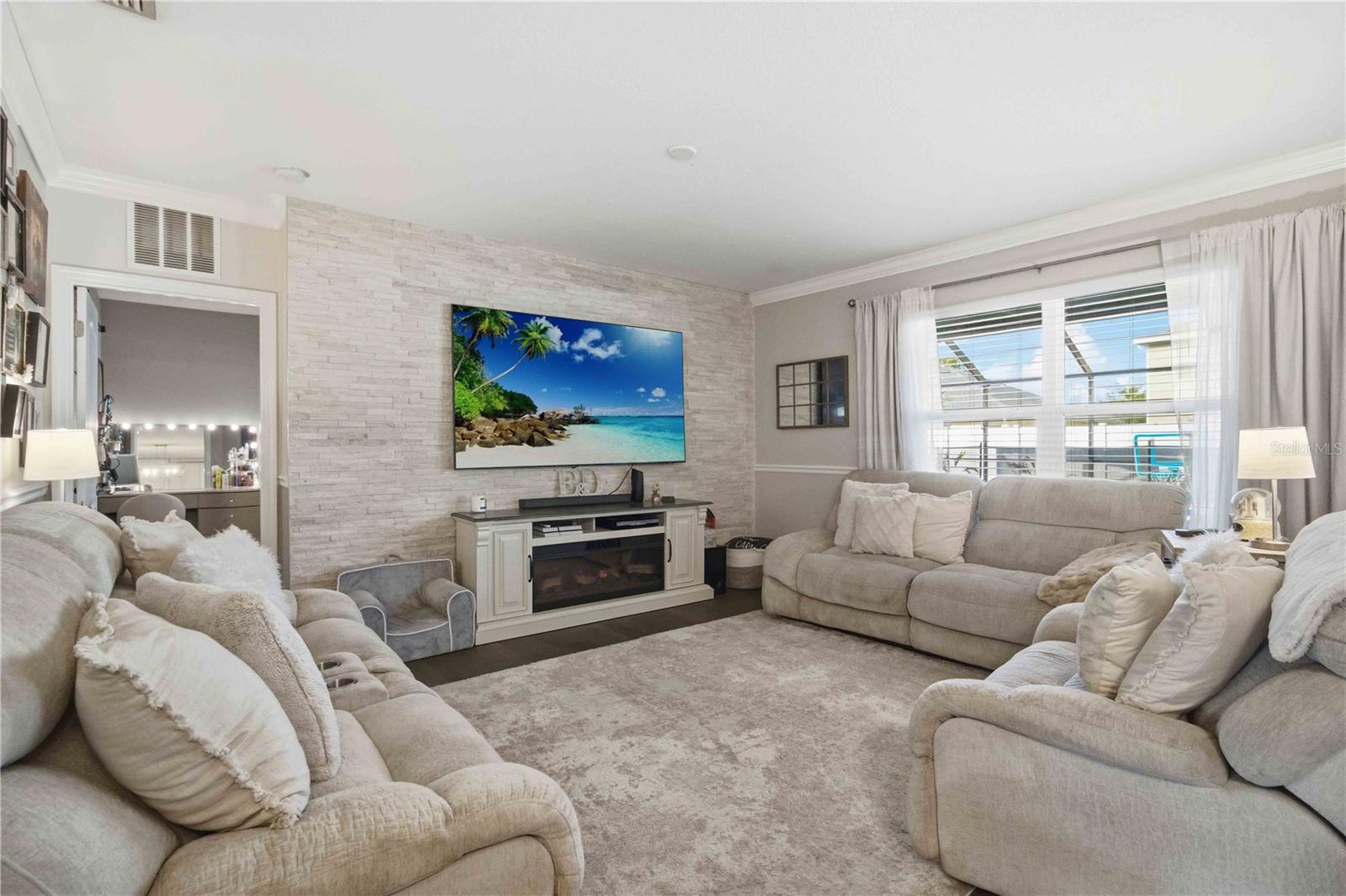 DEL TIERRA PHASE I - Residential