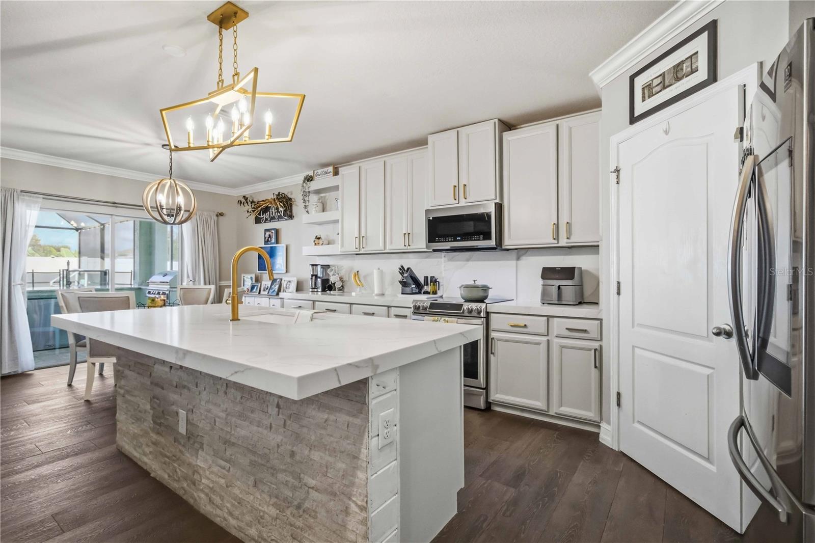 DEL TIERRA PHASE I - Residential