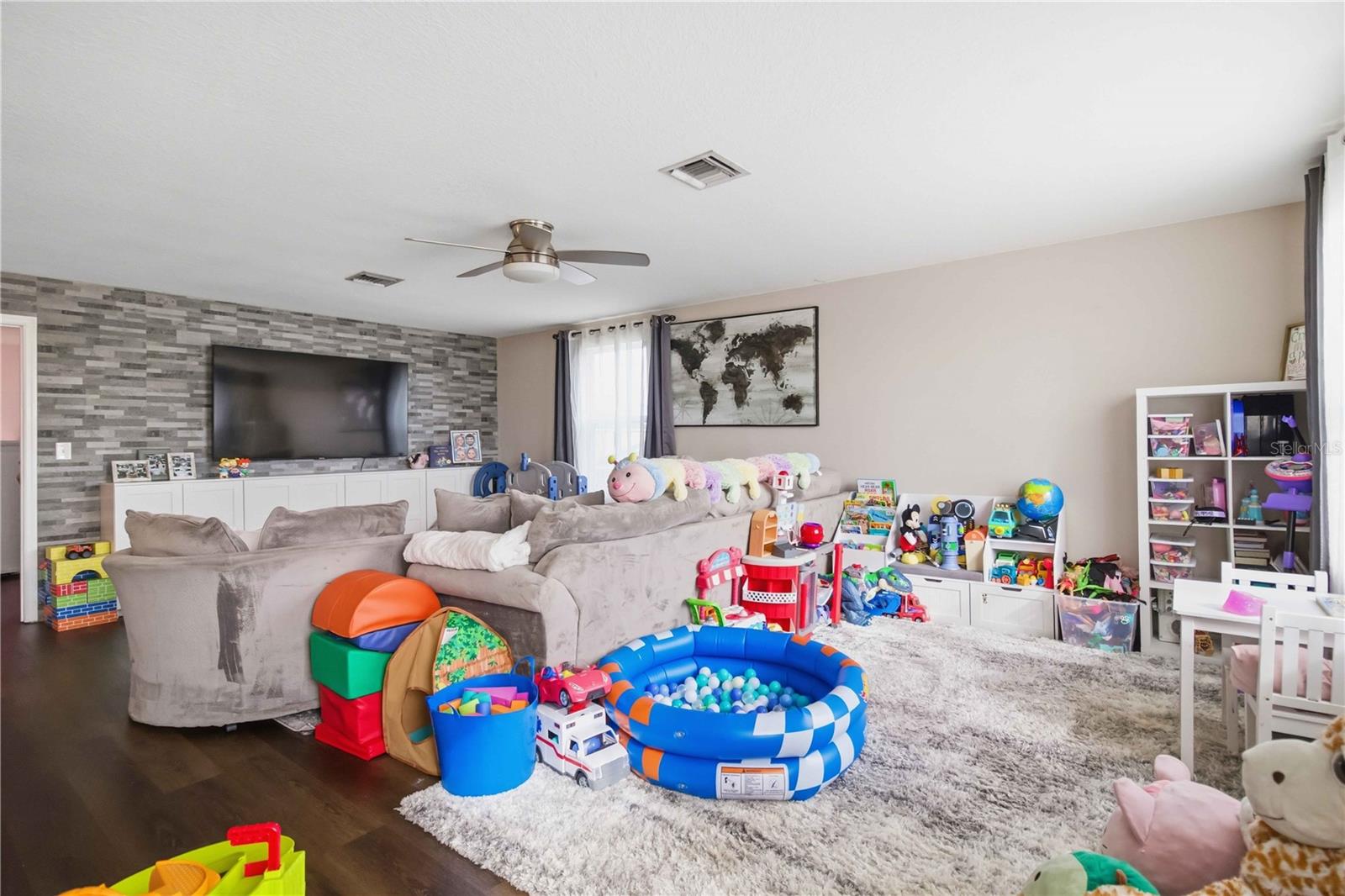DEL TIERRA PHASE I - Residential