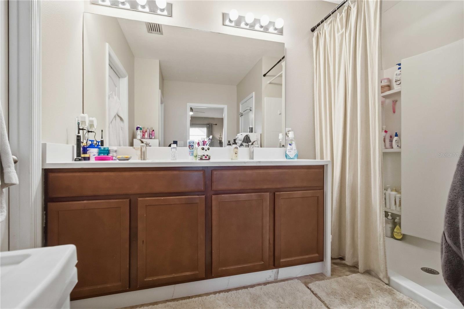 DEL TIERRA PHASE I - Residential