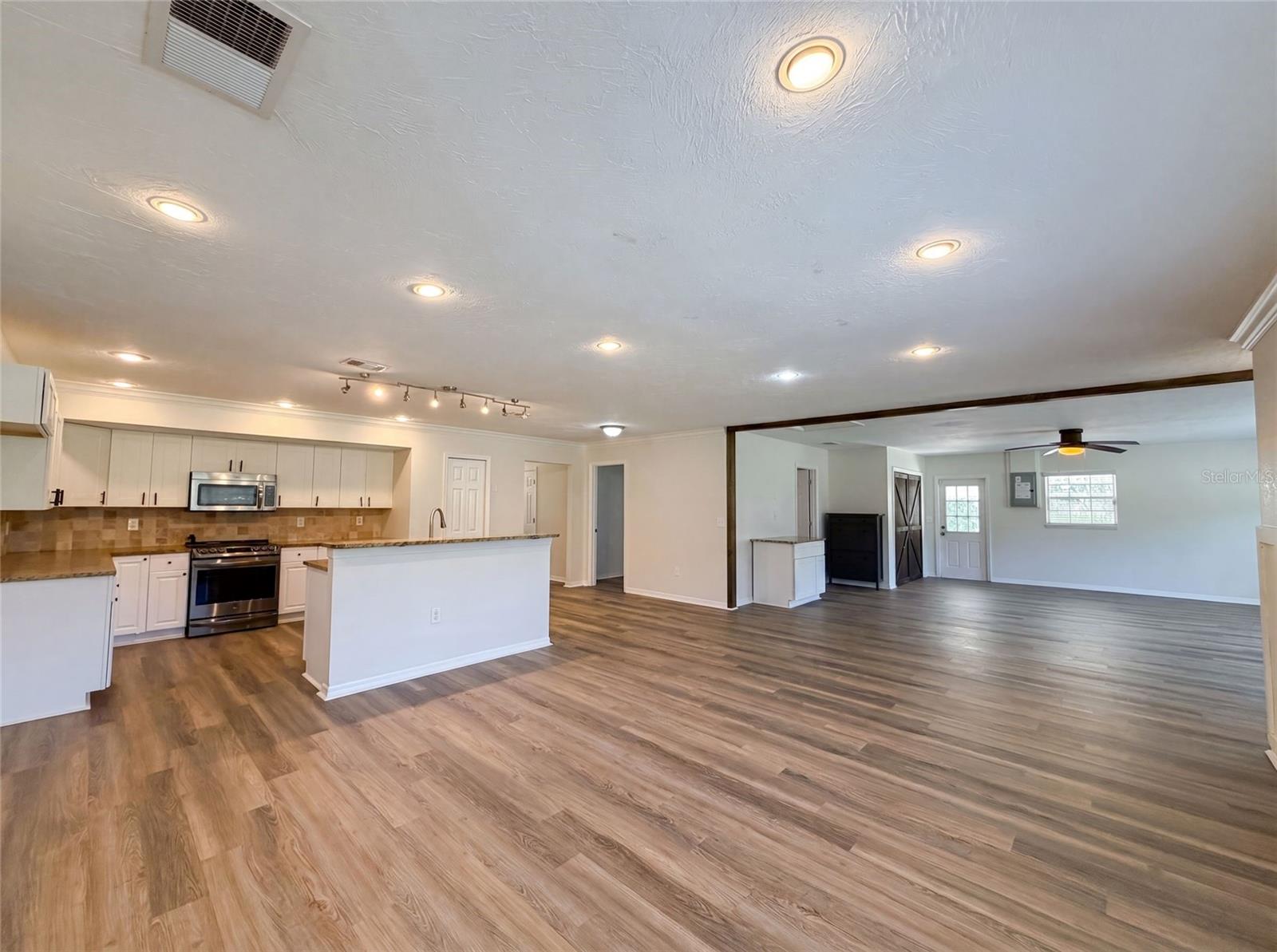 ACREAGE - Residential
