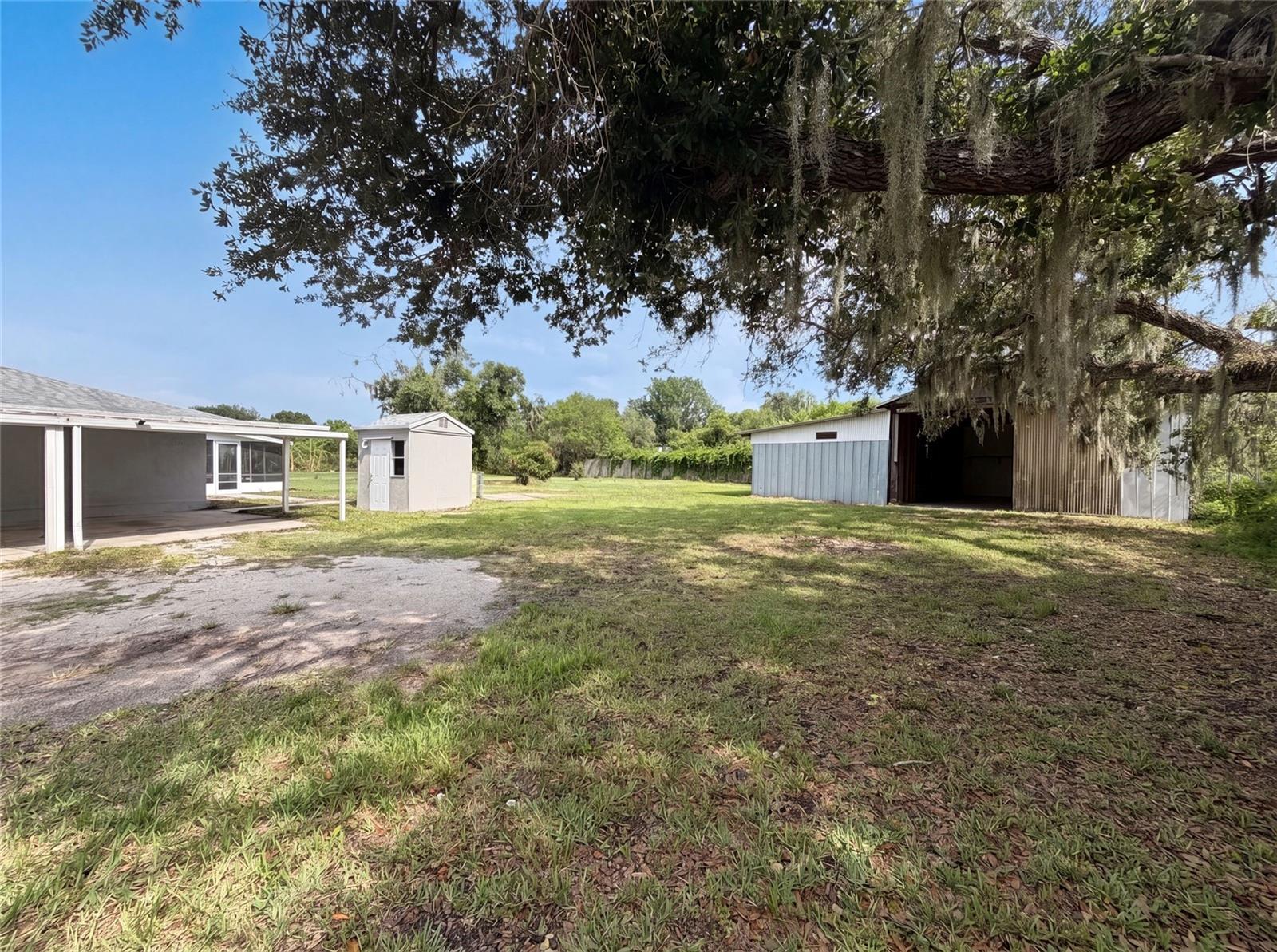 ACREAGE - Residential