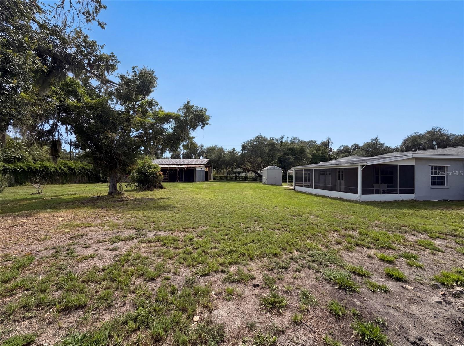 ACREAGE - Residential