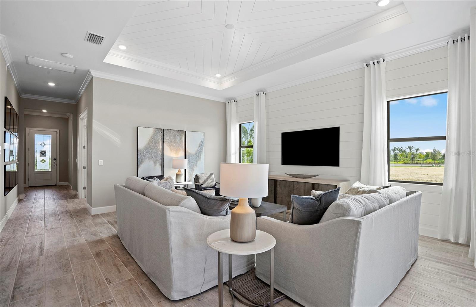 3550 - SUMMER COURT ESTATES - Residential