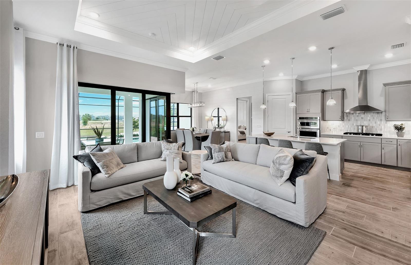 3550 - SUMMER COURT ESTATES - Residential