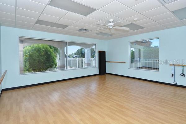 STONEYBROOK GOLF & COUNTRY CLUB - Residential