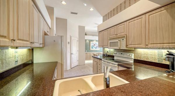 STONEYBROOK GOLF & COUNTRY CLUB - Residential