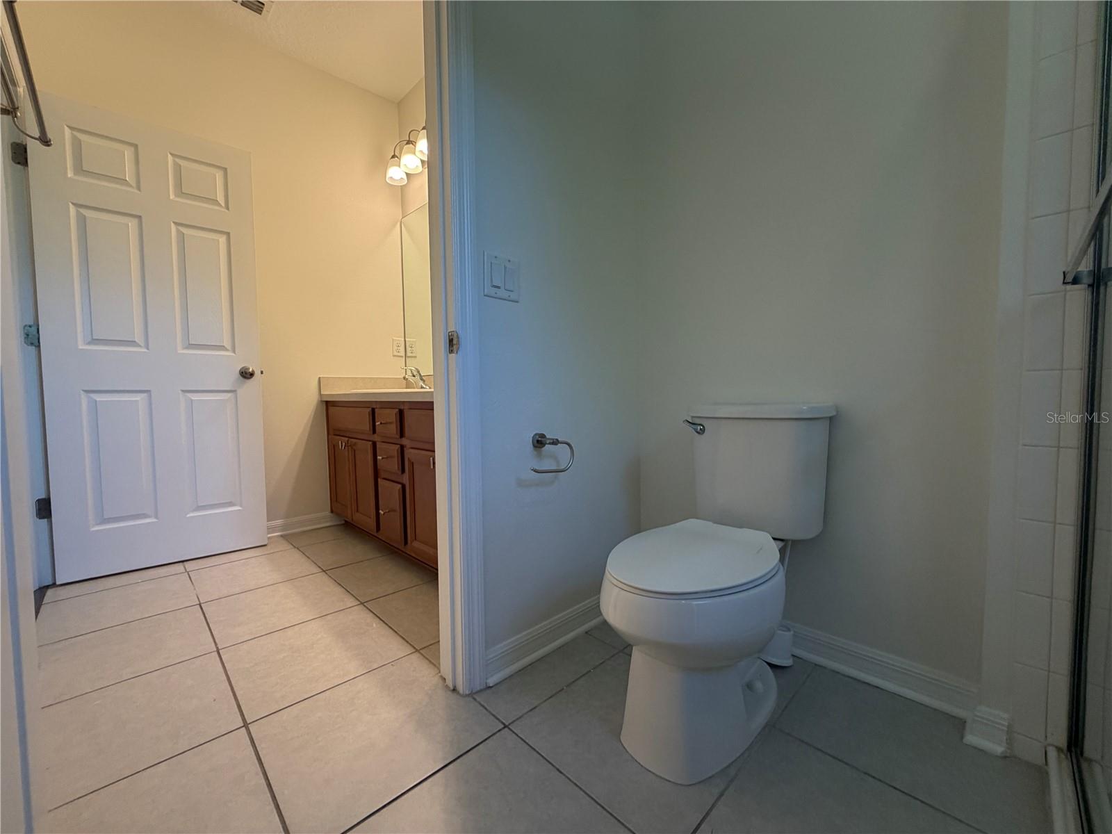AMBERGATE - Residential Lease