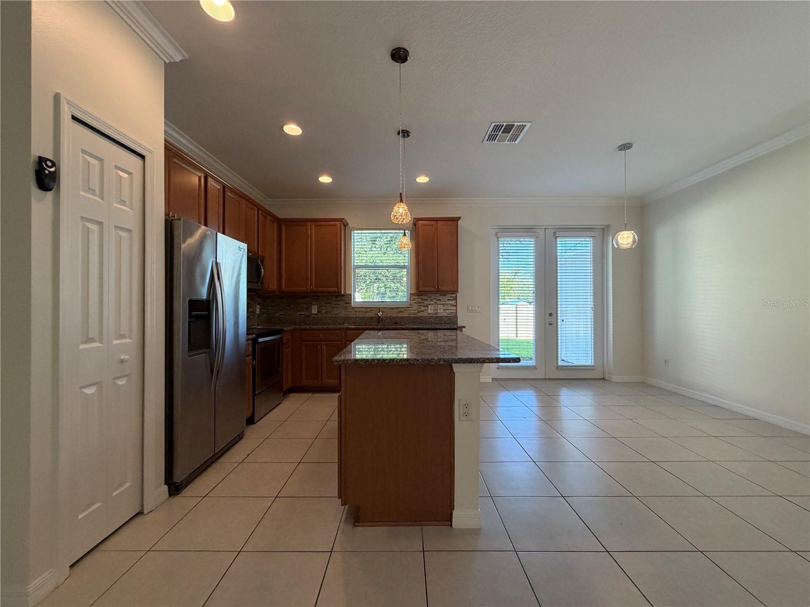 AMBERGATE - Residential Lease
