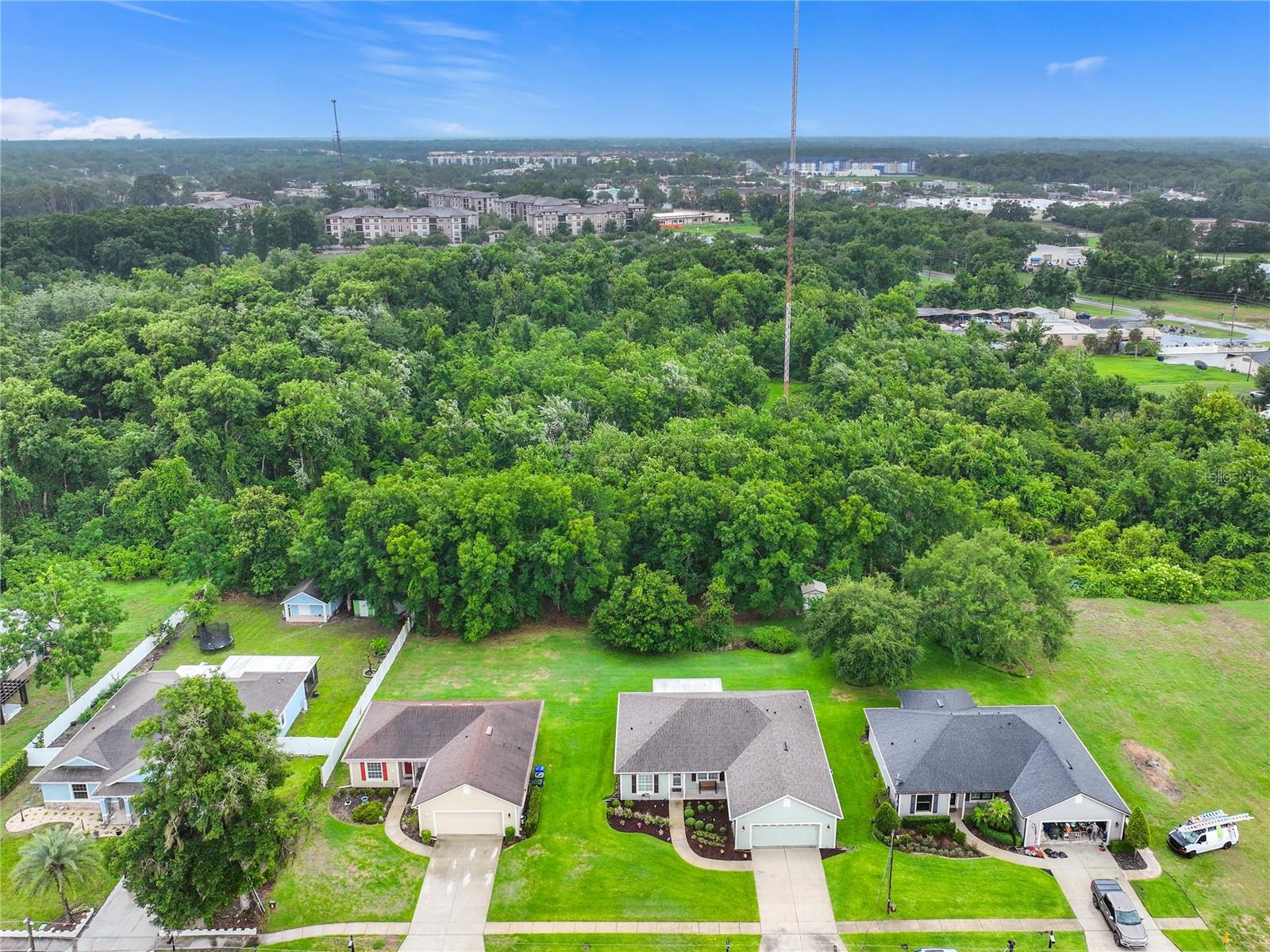 GENEVA MANOR 50 46 - Residential