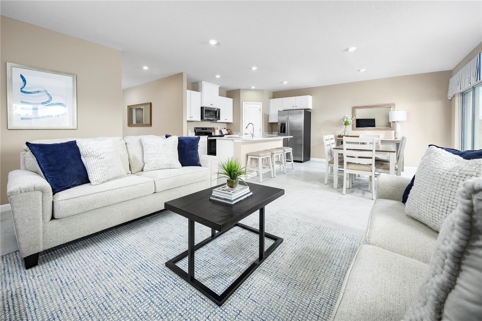HILLWOOD PRESERVE - Residential