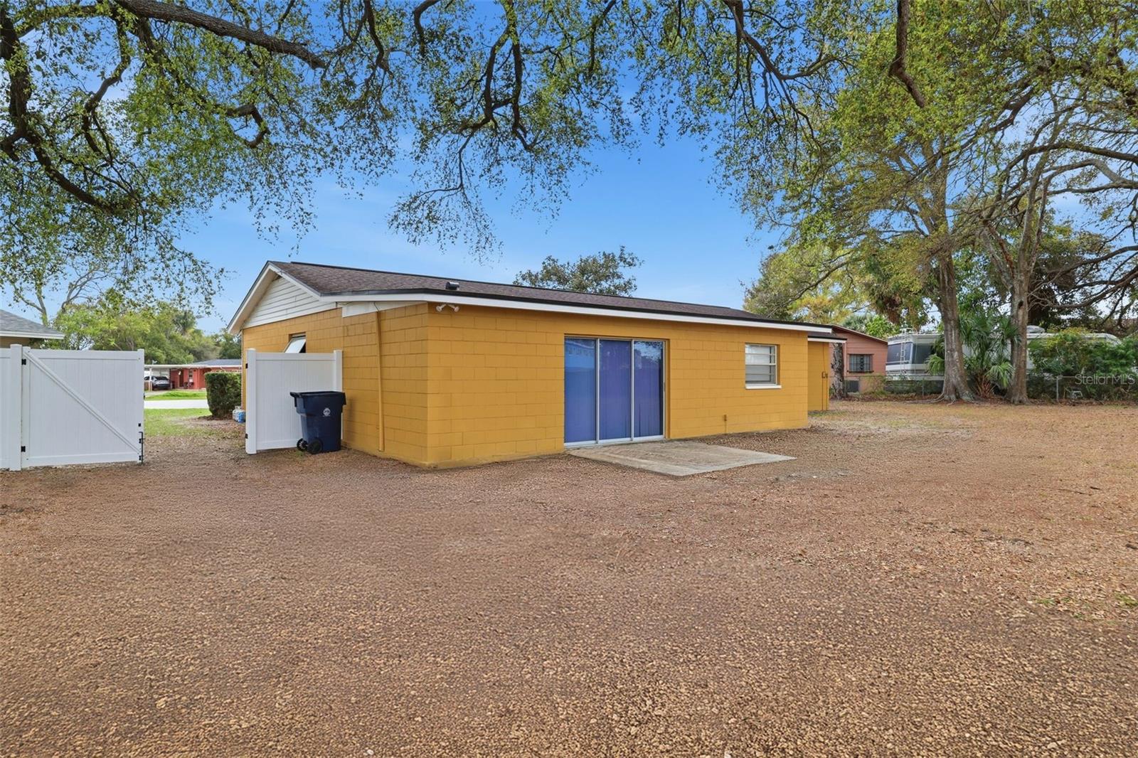 GROVEWOOD COURT - Residential Lease