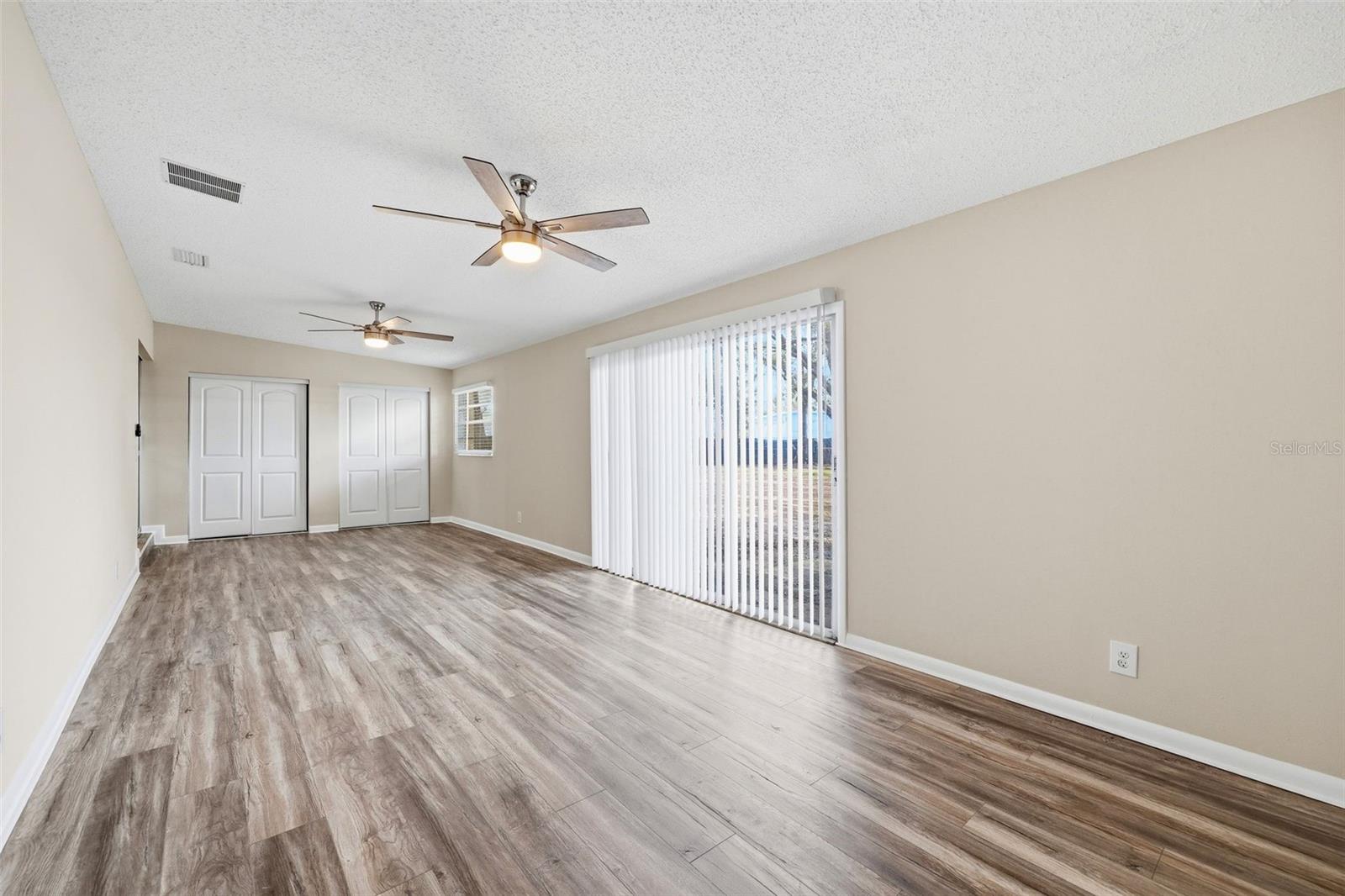 GROVEWOOD COURT - Residential Lease