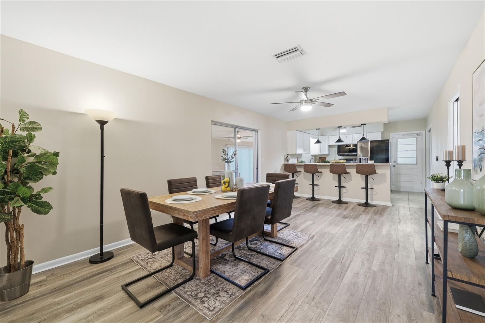 GROVEWOOD COURT - Residential Lease