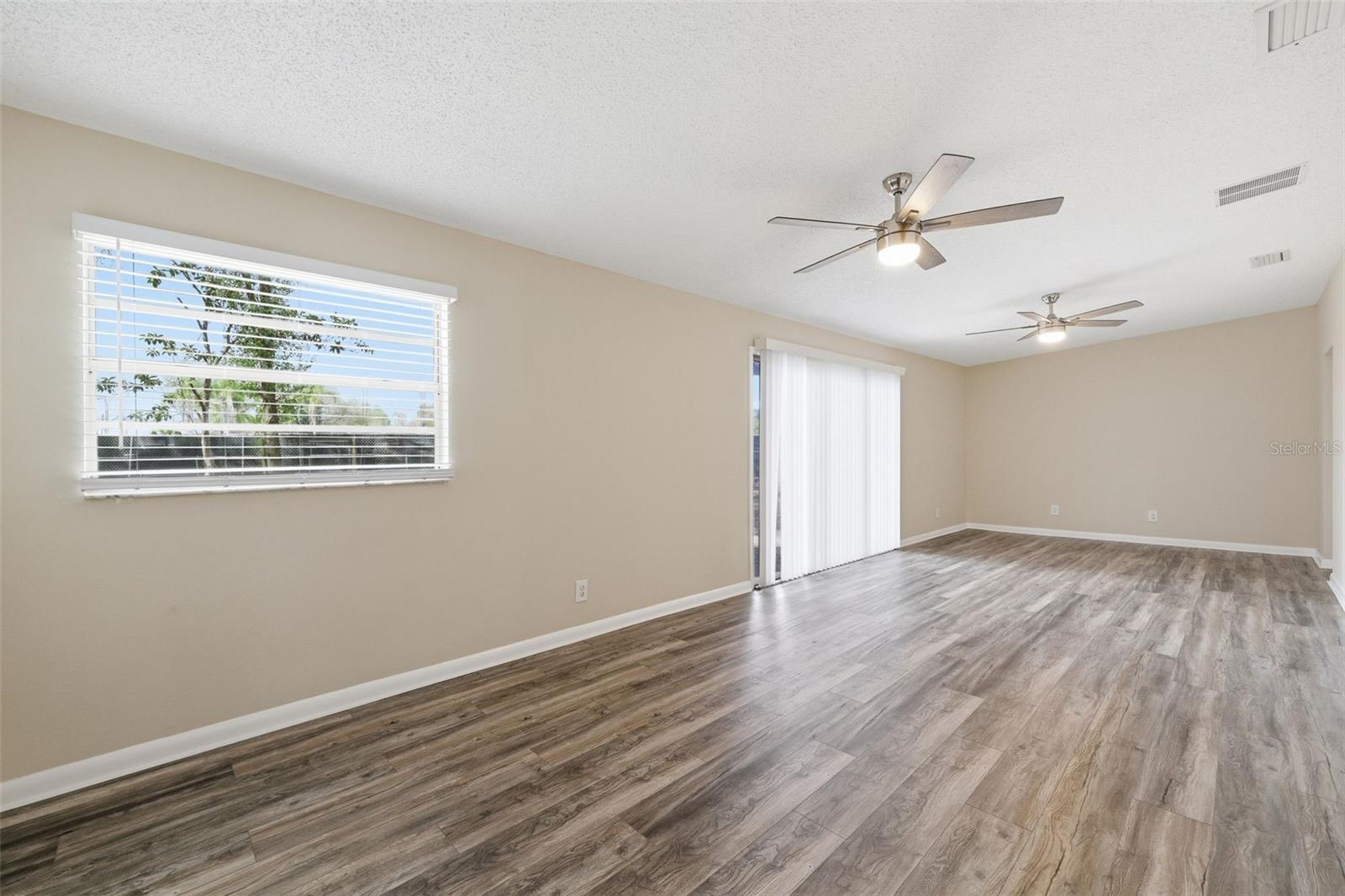 GROVEWOOD COURT - Residential Lease