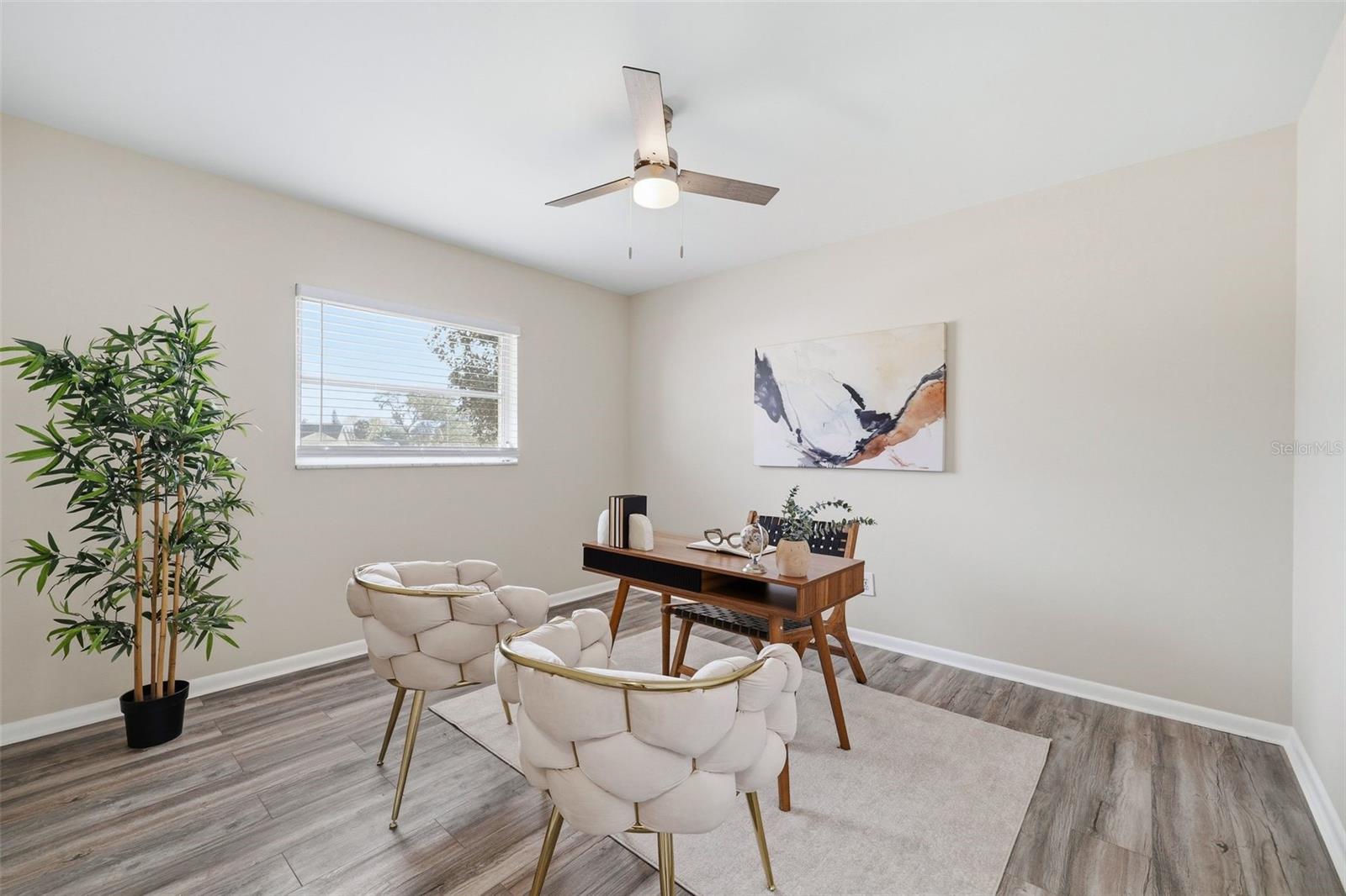 GROVEWOOD COURT - Residential Lease