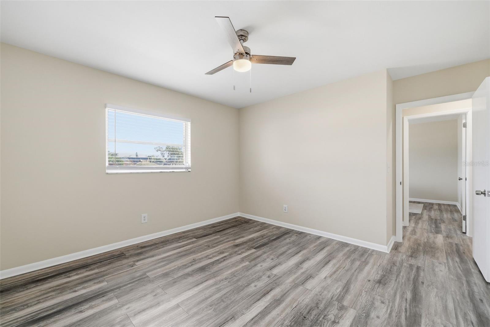 GROVEWOOD COURT - Residential Lease