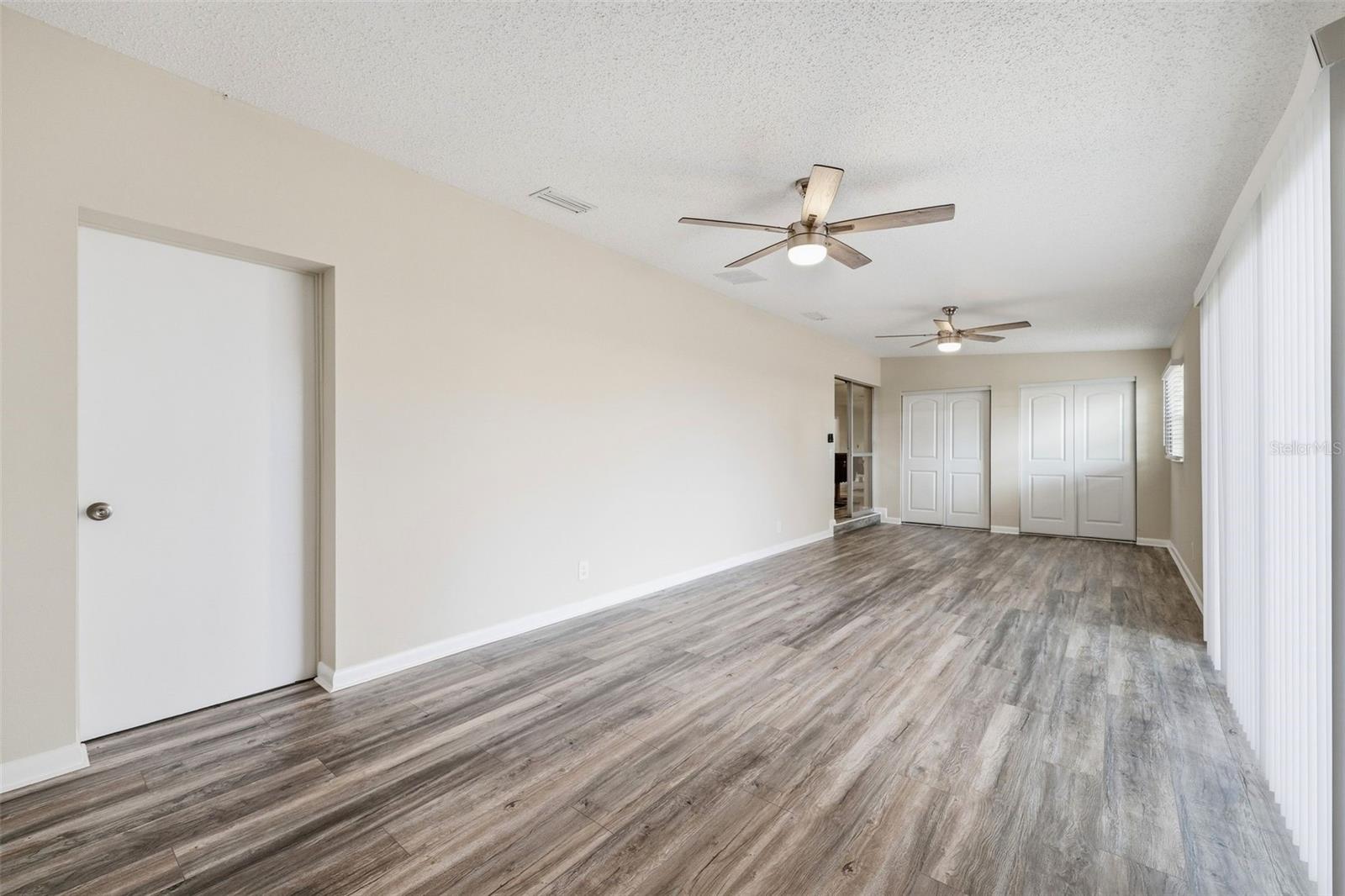 GROVEWOOD COURT - Residential Lease