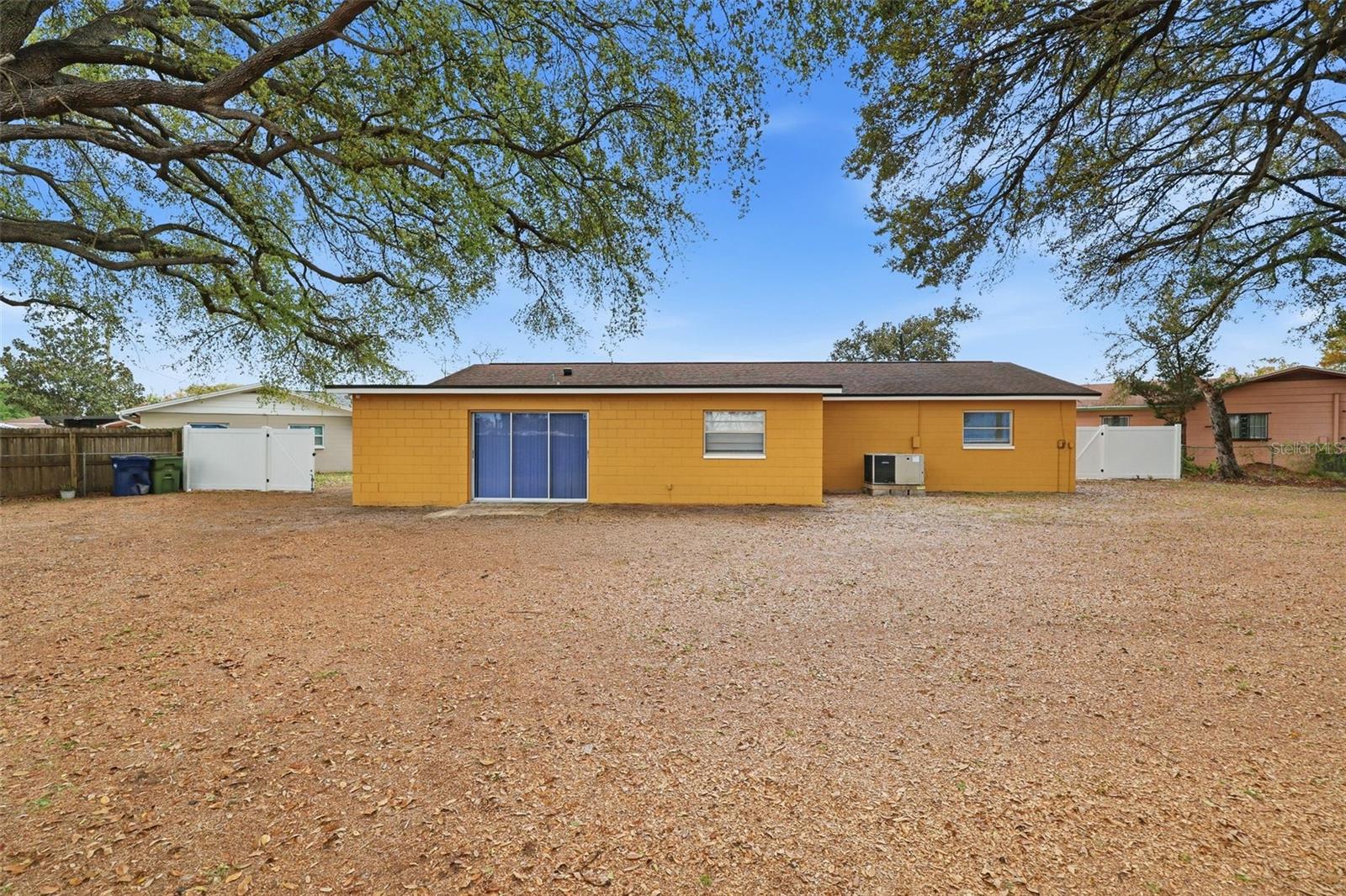 GROVEWOOD COURT - Residential Lease