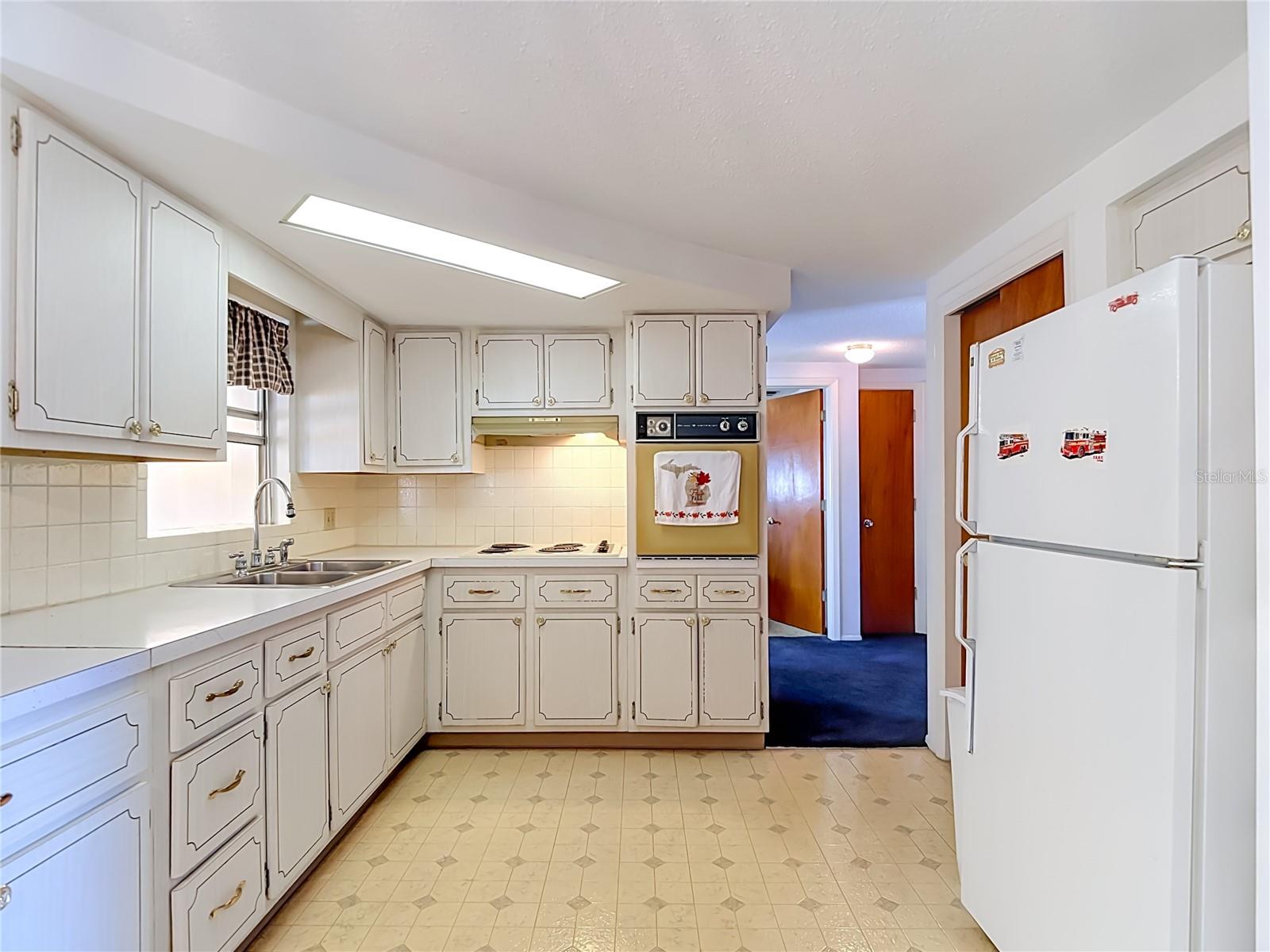 EASTBURY GARDENS - Residential