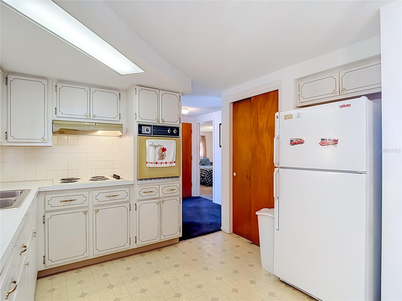 EASTBURY GARDENS - Residential
