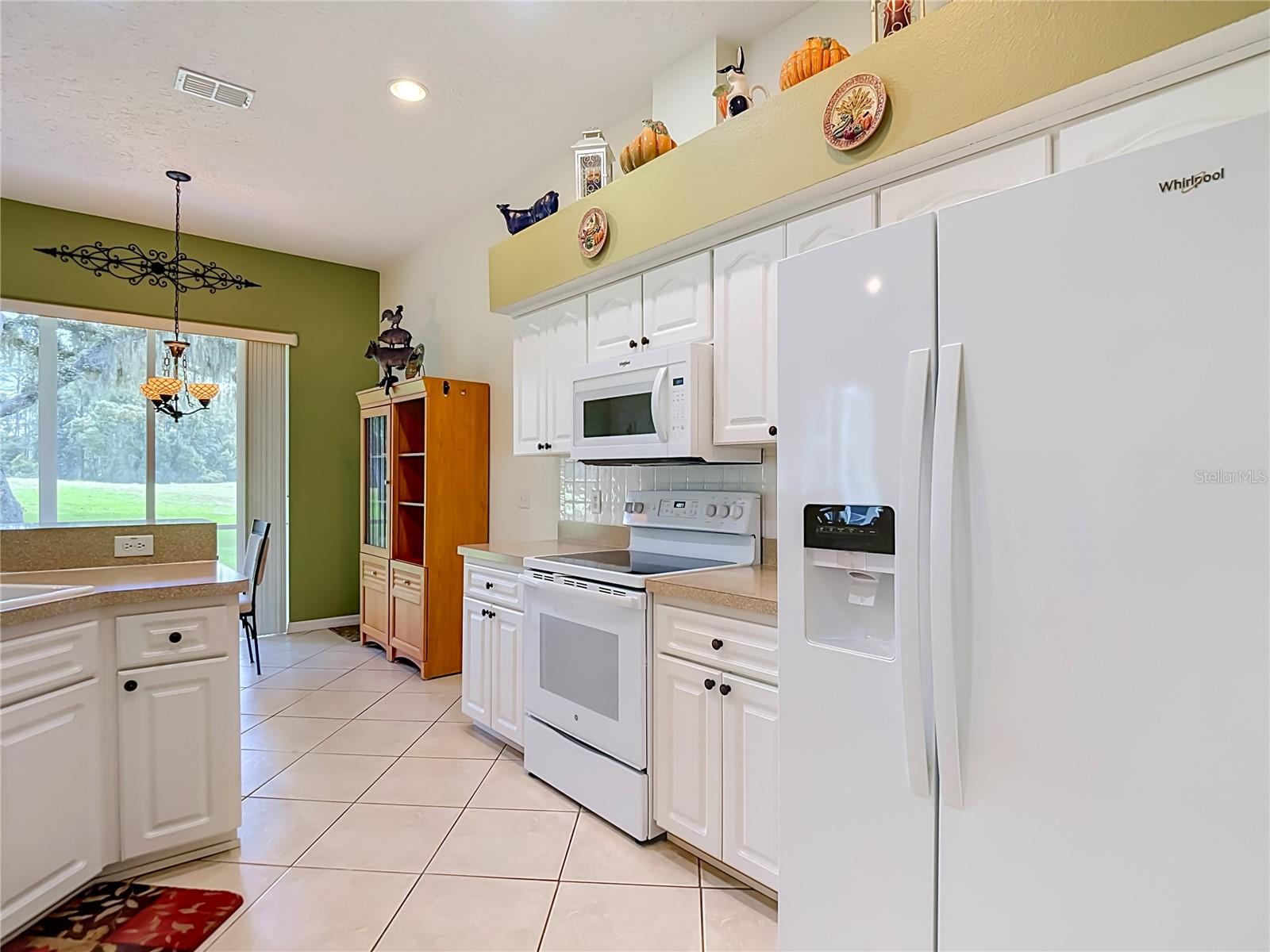 MEADOW OAKS - Residential