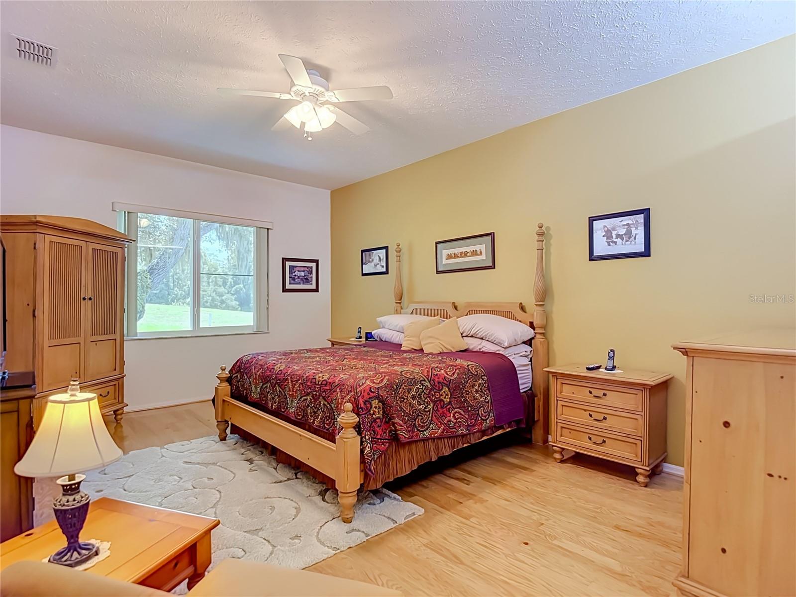 MEADOW OAKS - Residential