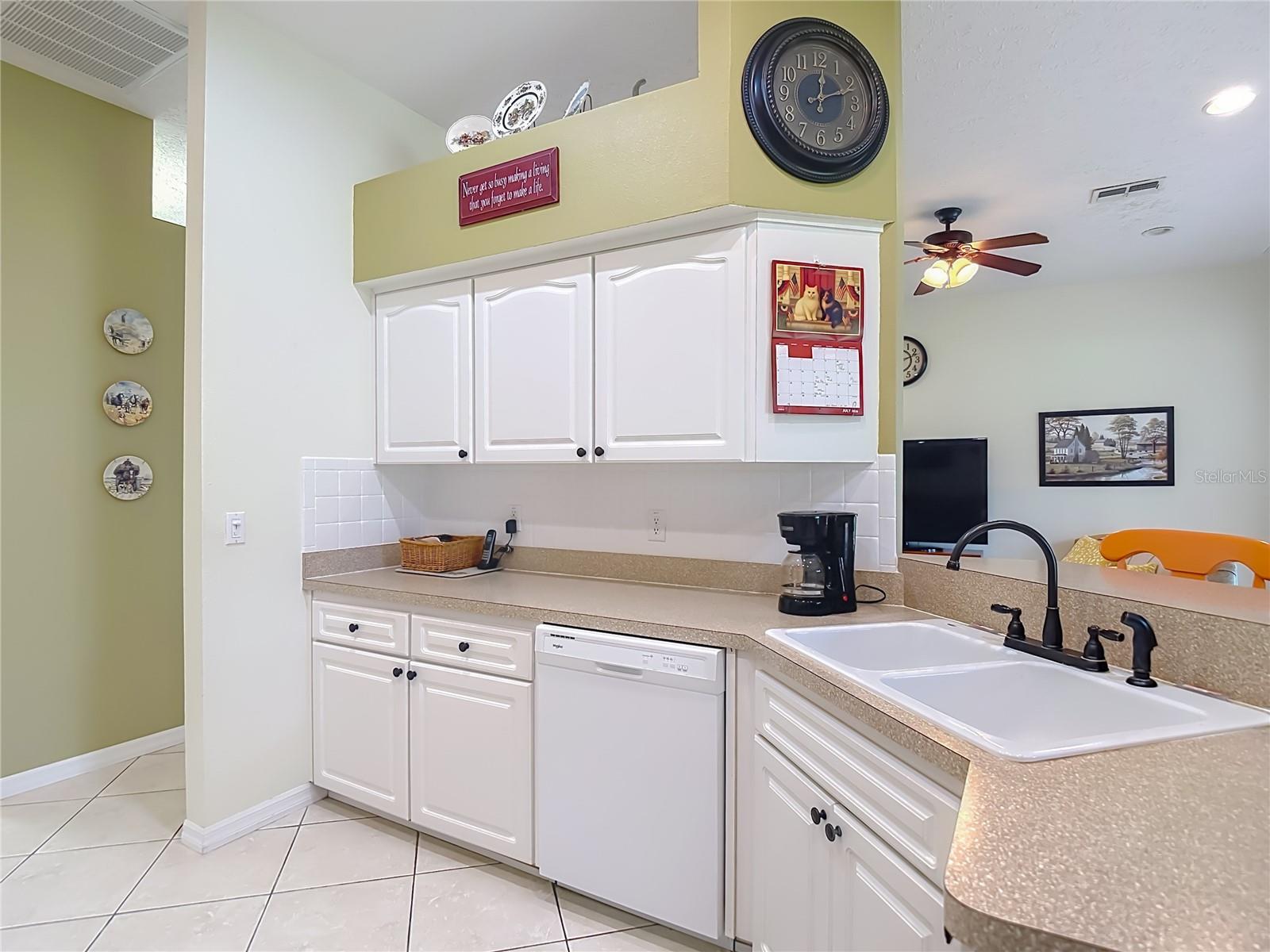 MEADOW OAKS - Residential