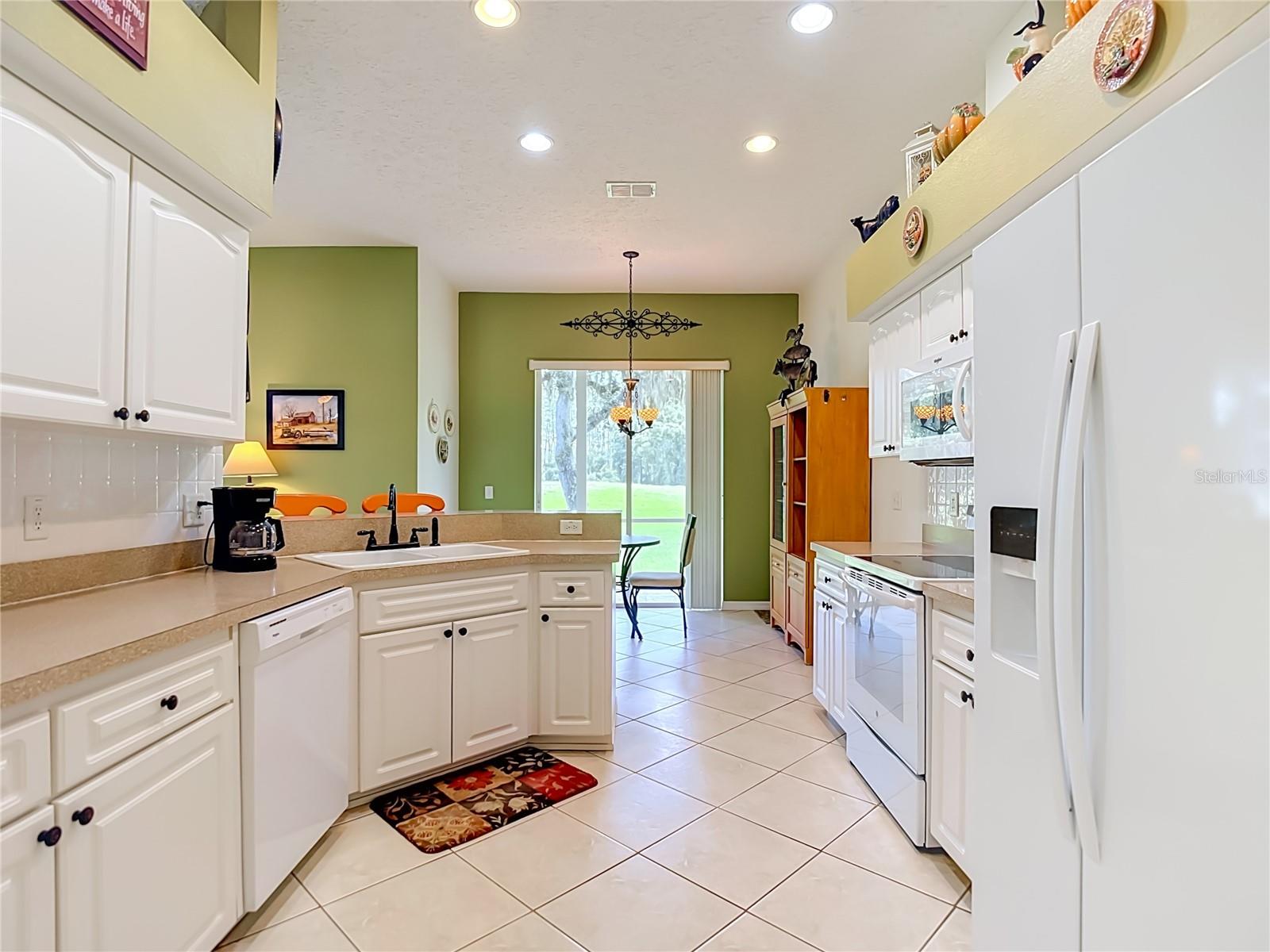 MEADOW OAKS - Residential