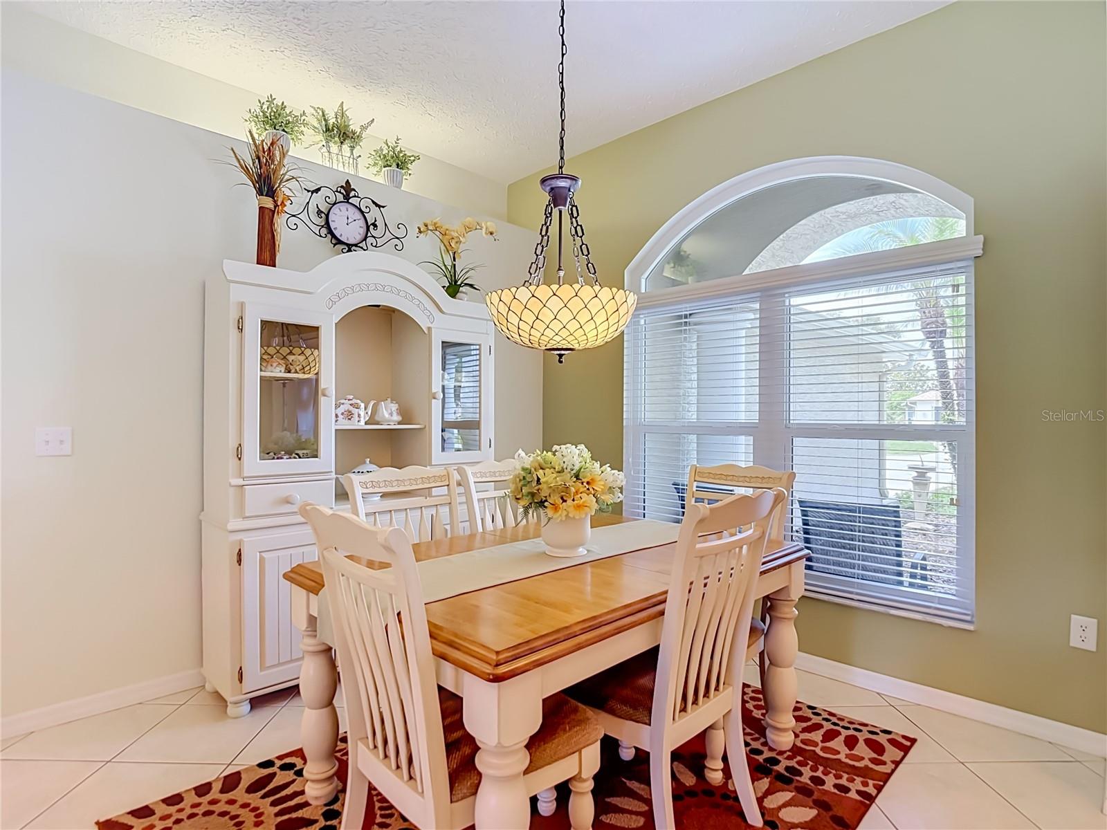 MEADOW OAKS - Residential