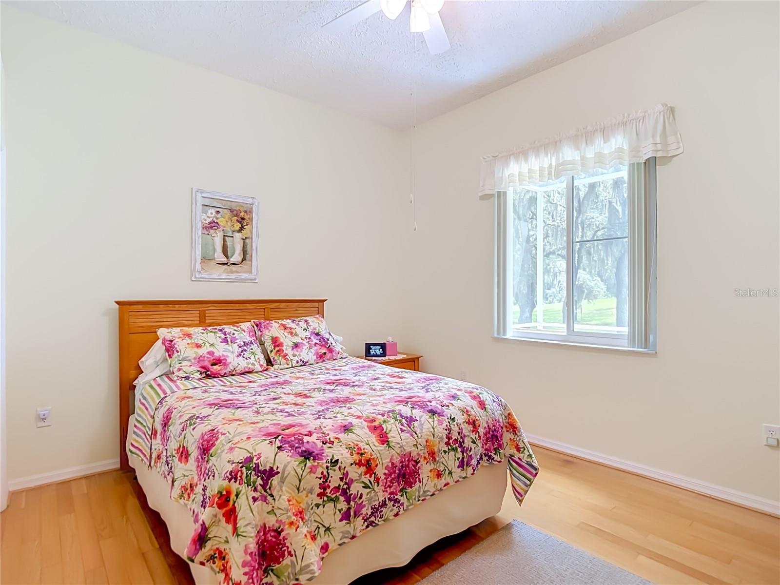 MEADOW OAKS - Residential