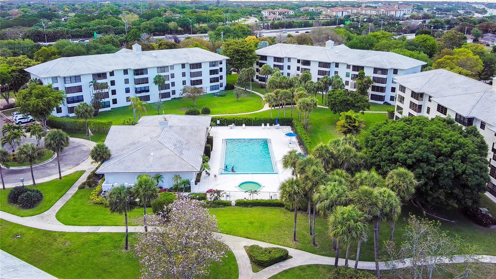 WHITEHALL CONDO 01-14 - Residential