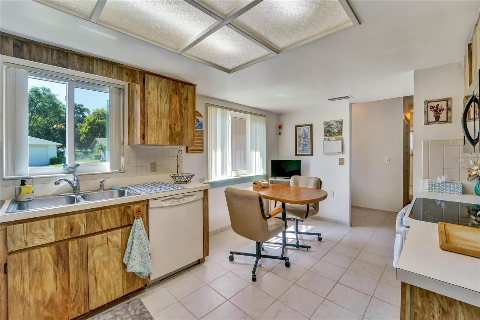 TIMBER OAKS - Residential