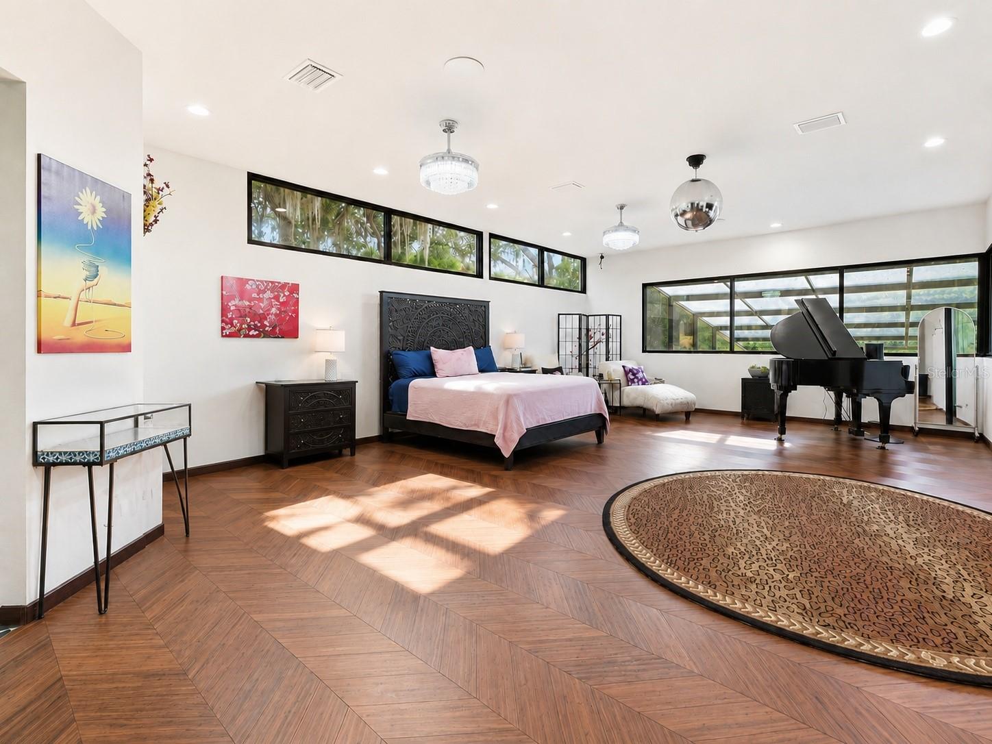 BAY LAKE ESTATES - Residential