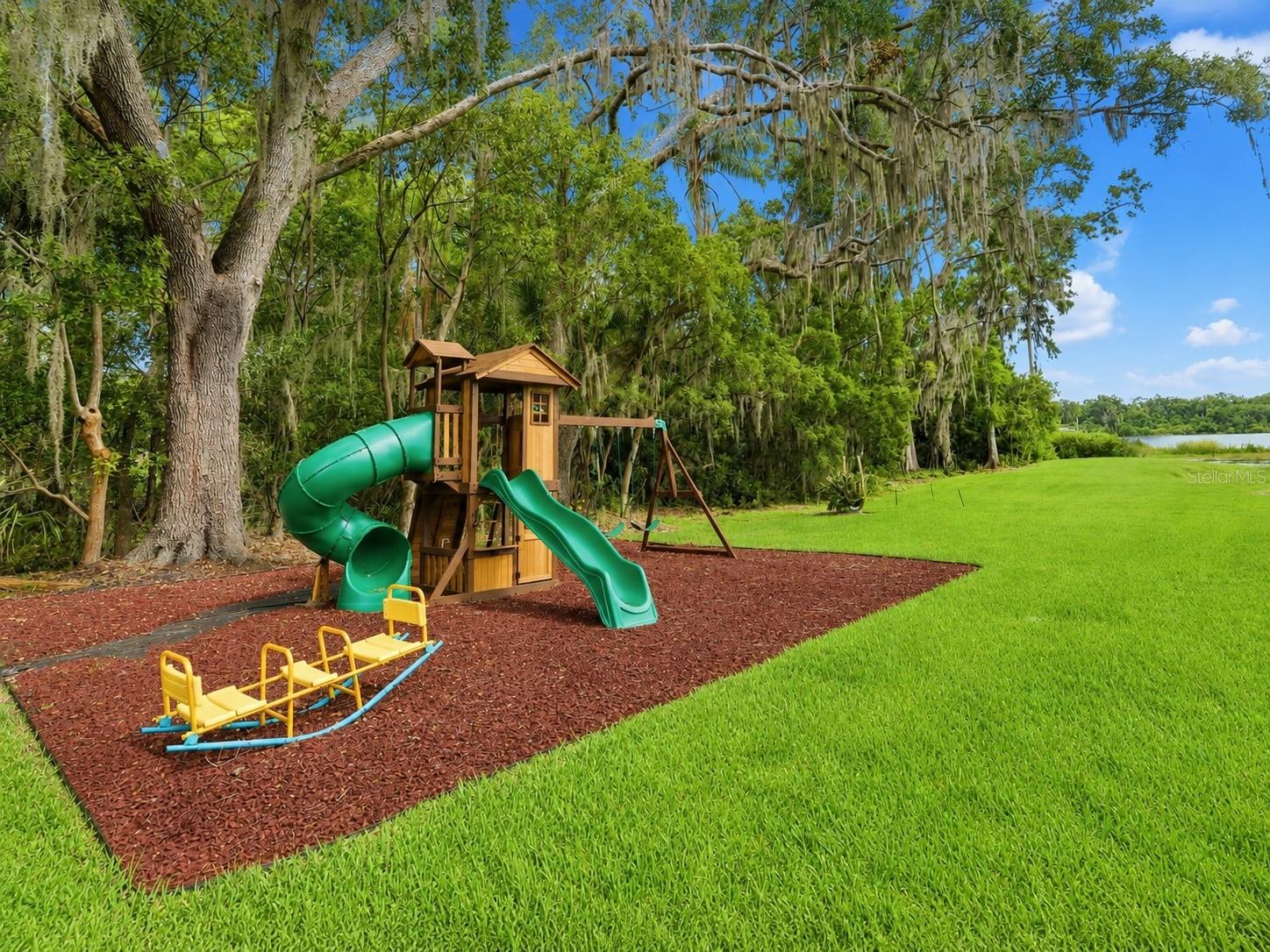 BAY LAKE ESTATES - Residential