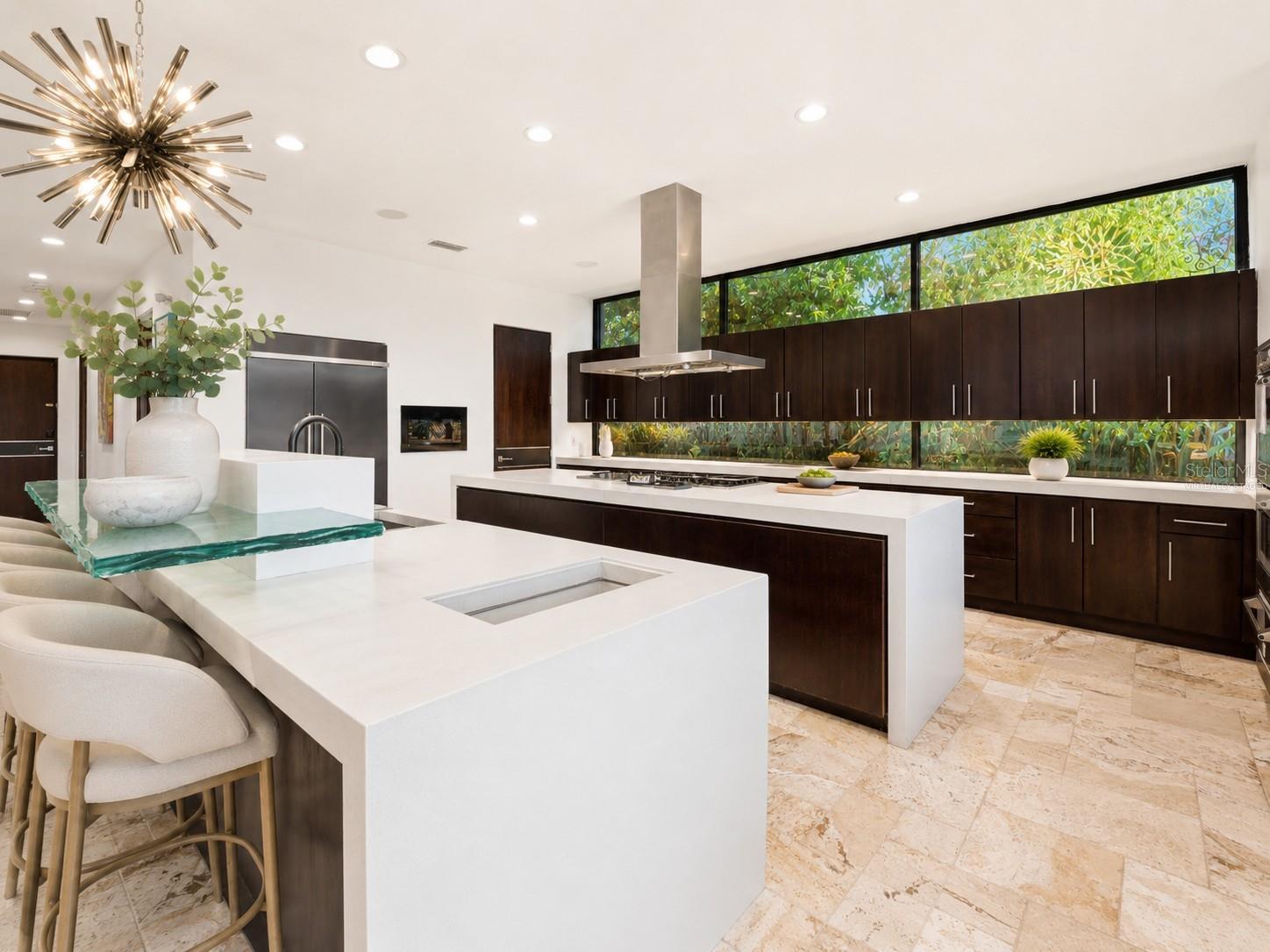 BAY LAKE ESTATES - Residential