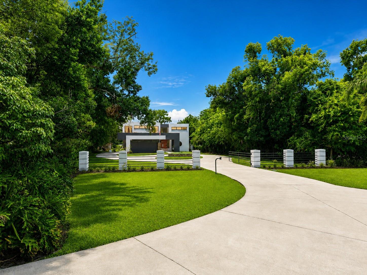 BAY LAKE ESTATES - Residential