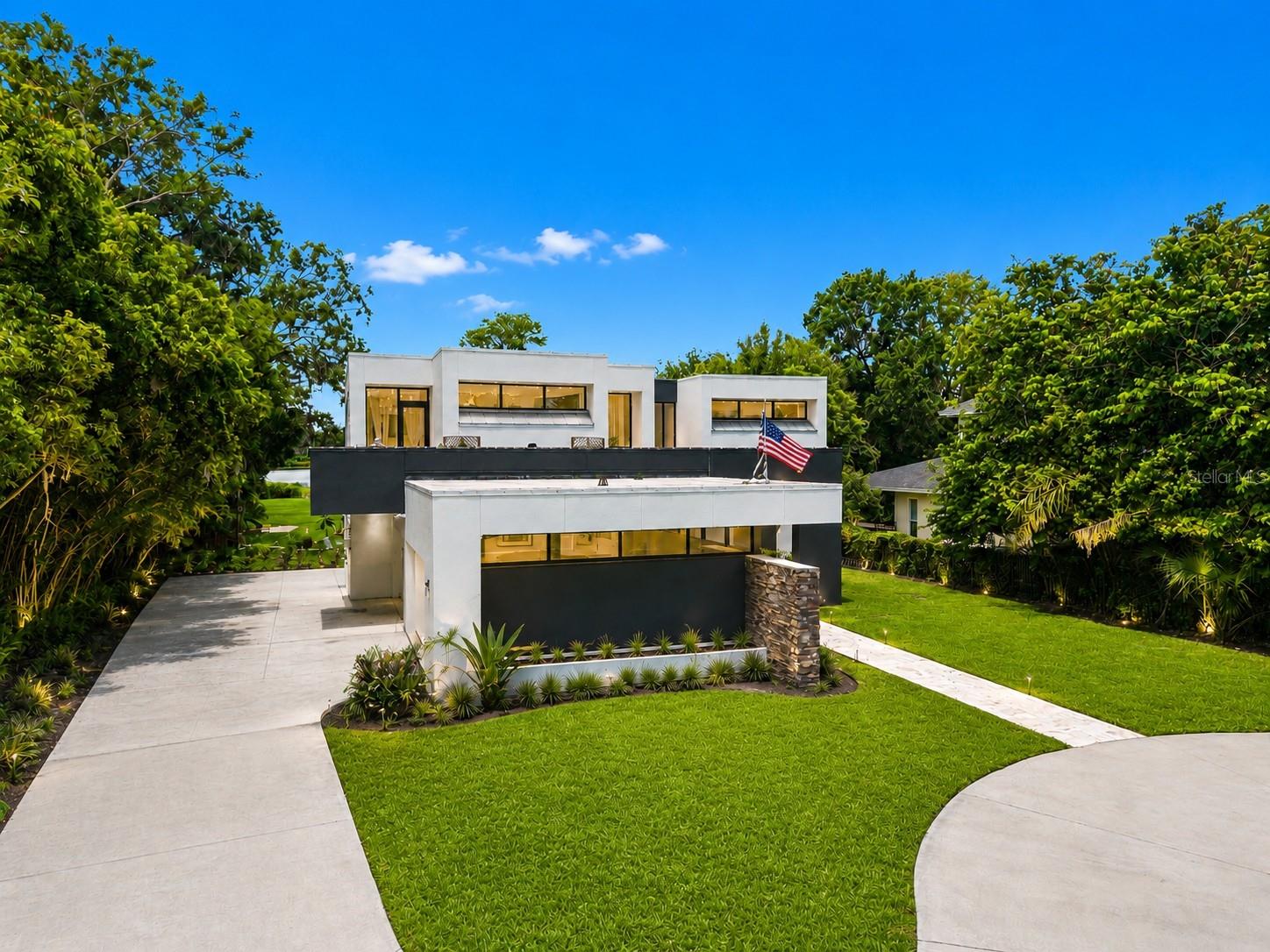 BAY LAKE ESTATES - Residential