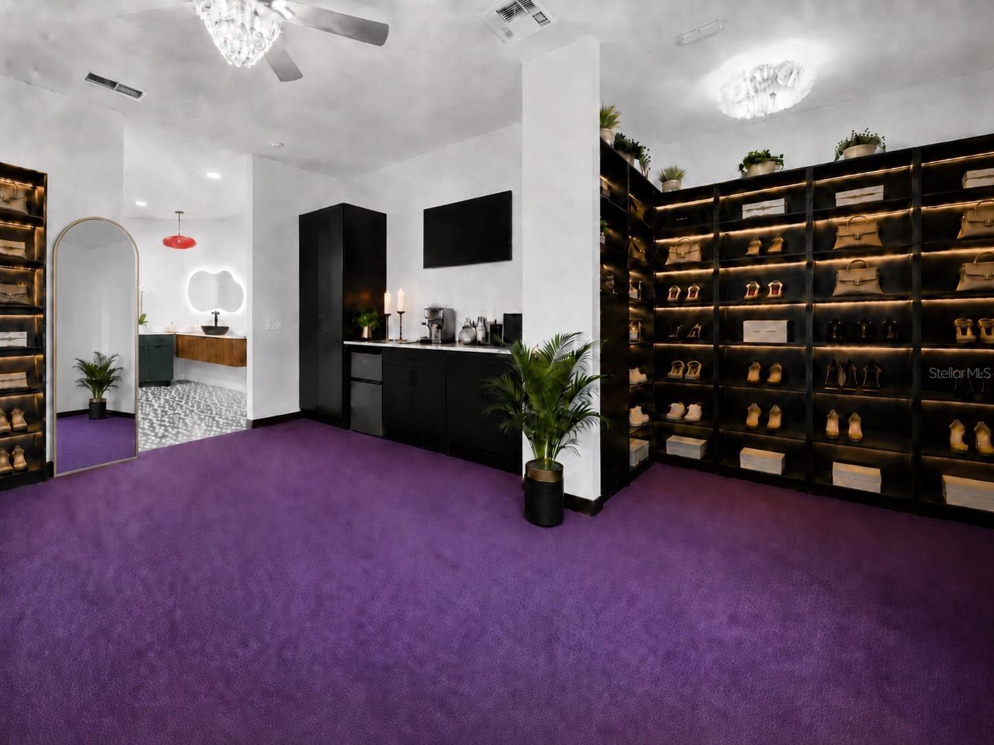 BAY LAKE ESTATES - Residential