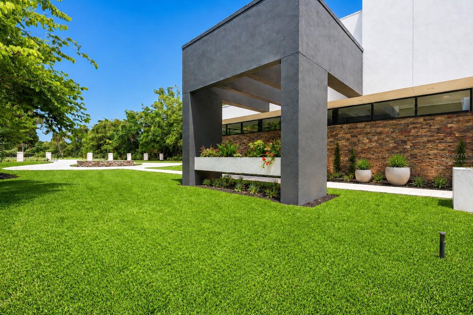 BAY LAKE ESTATES - Residential