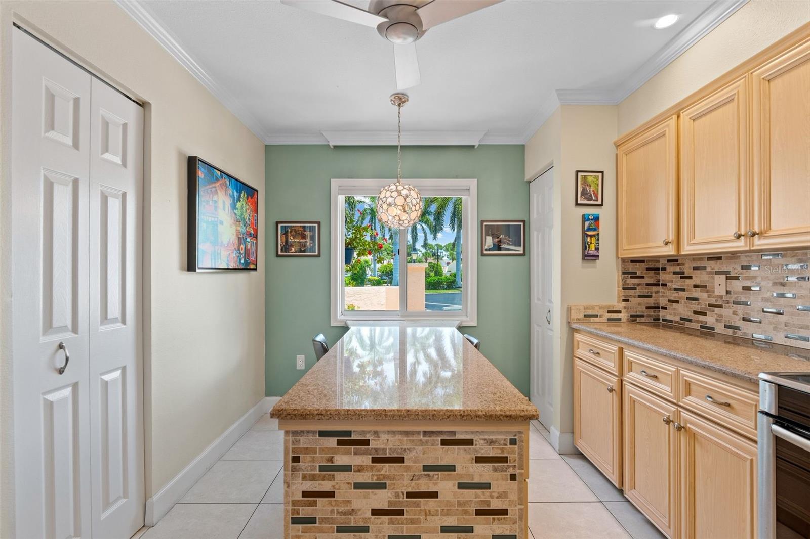VIZCAYA CONDO - Residential