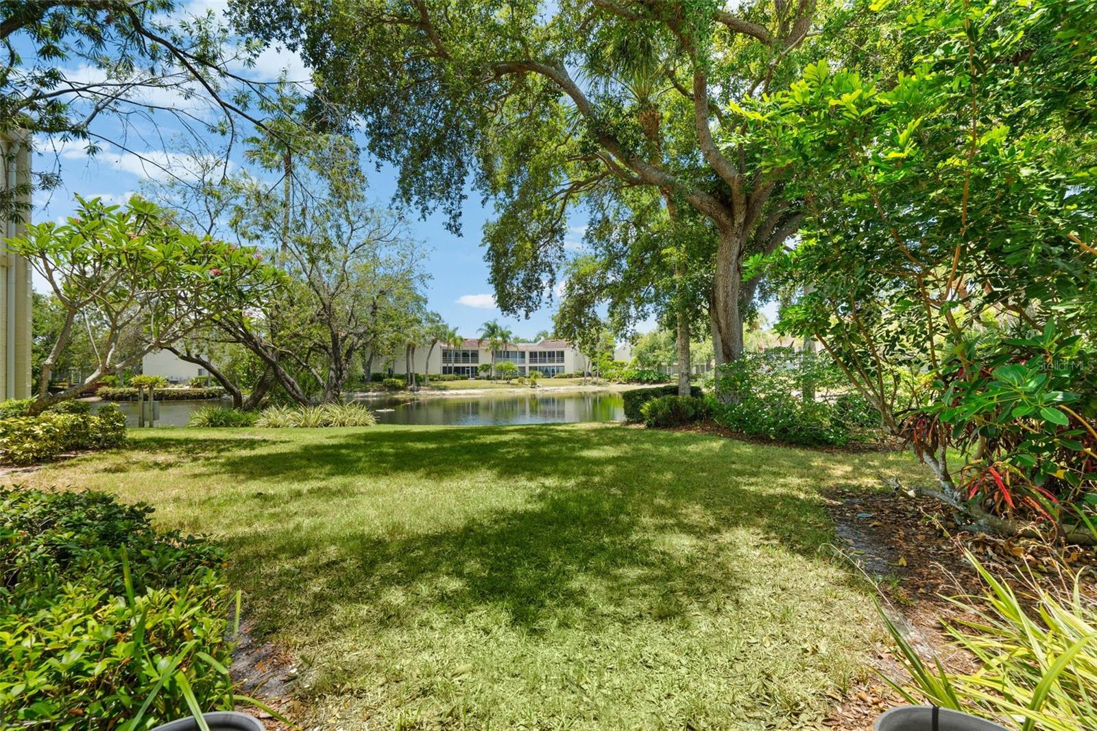 VIZCAYA CONDO - Residential