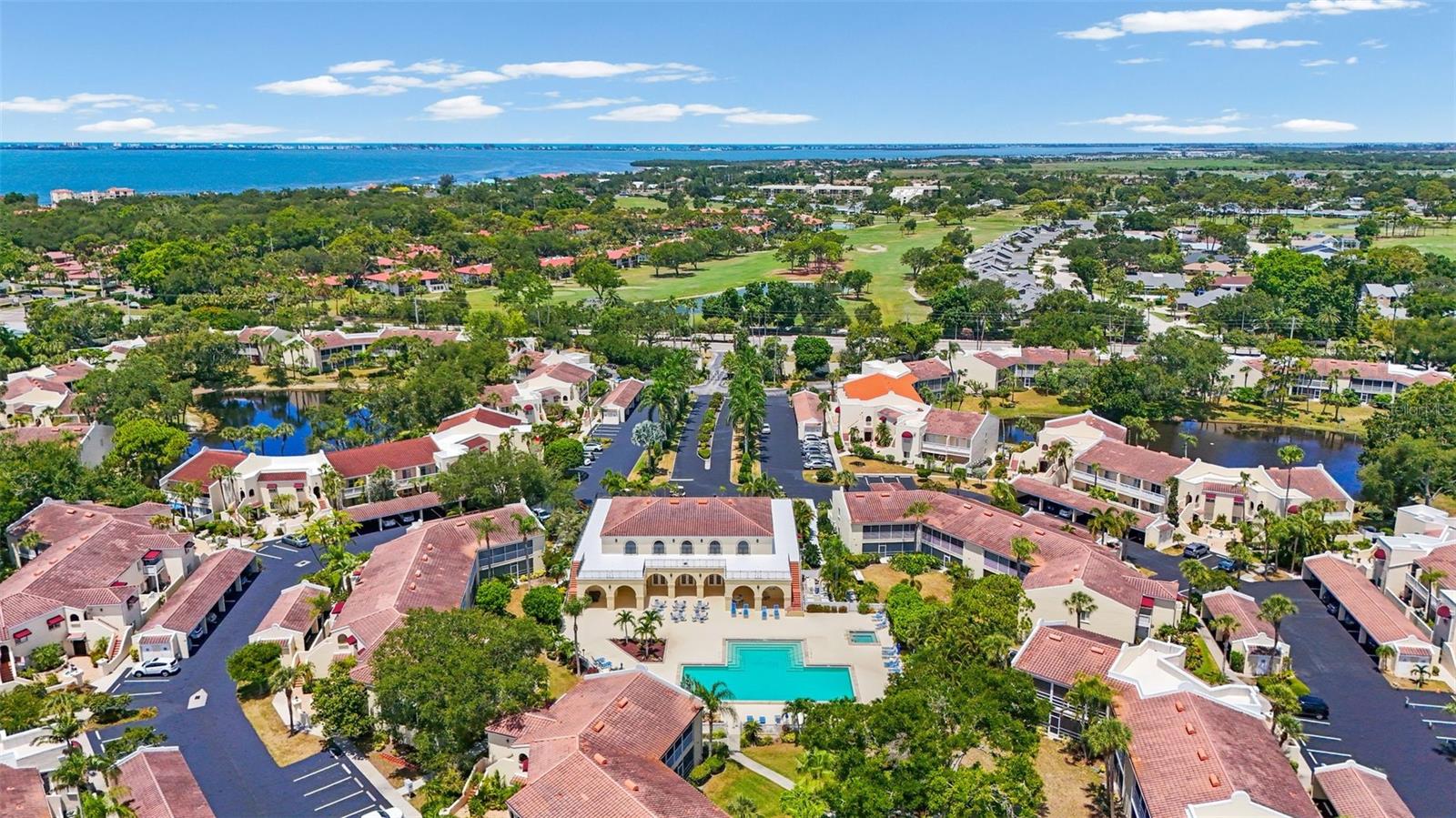 VIZCAYA CONDO - Residential
