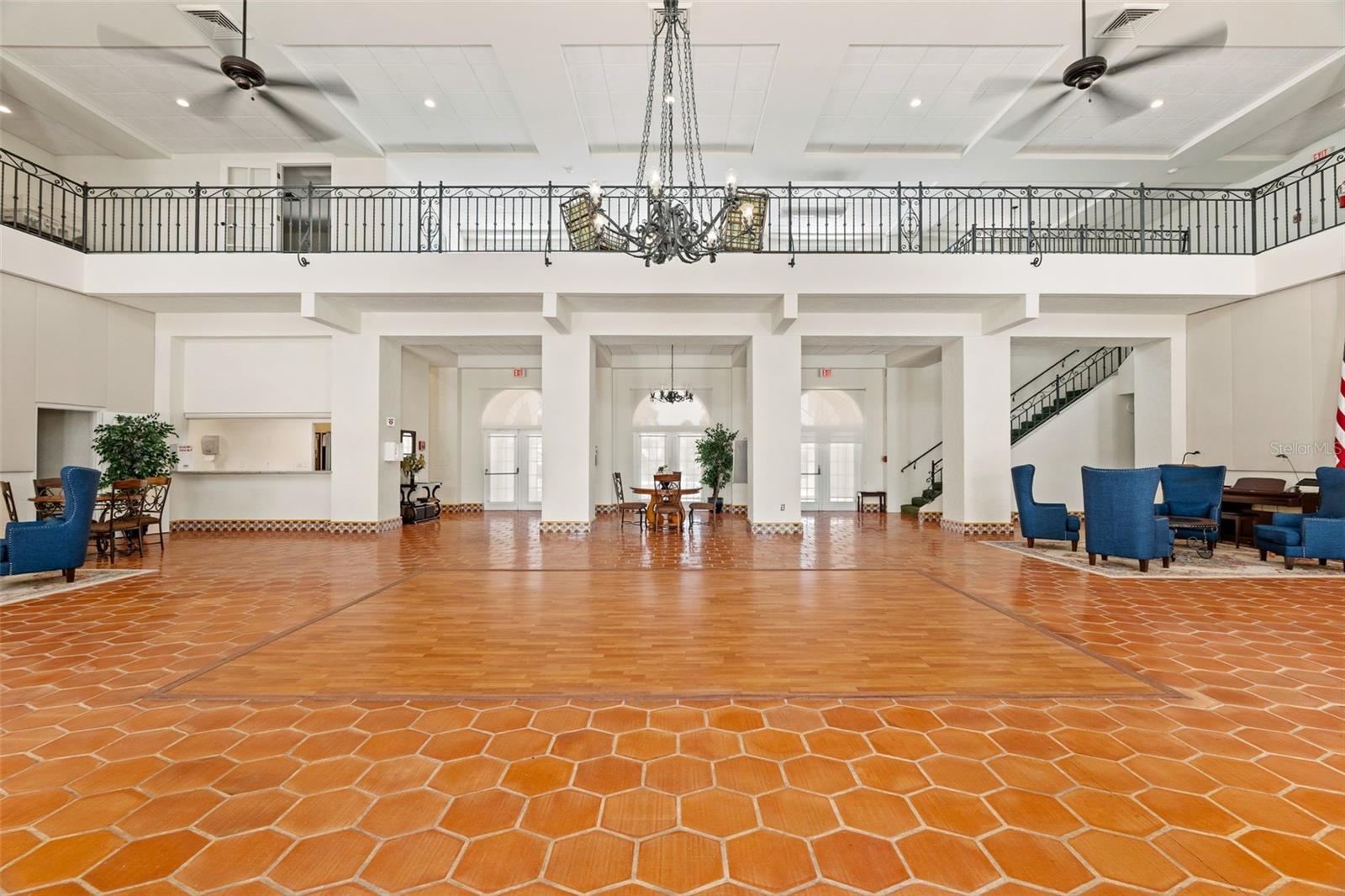 VIZCAYA CONDO - Residential