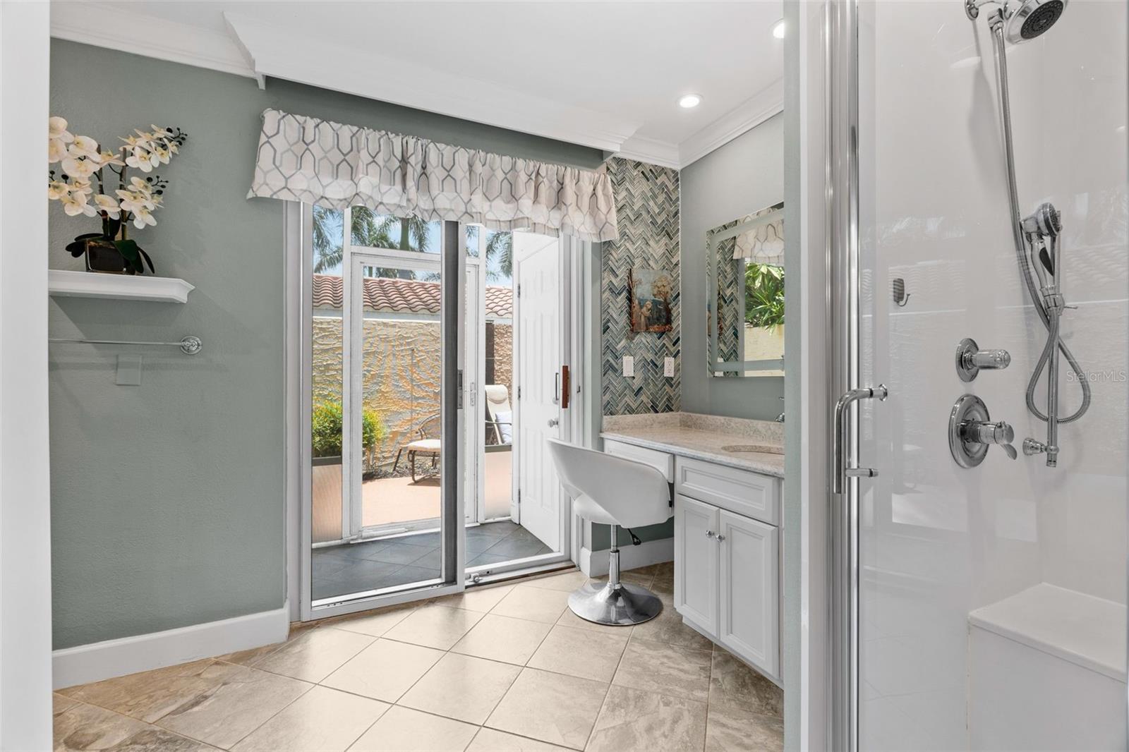 VIZCAYA CONDO - Residential