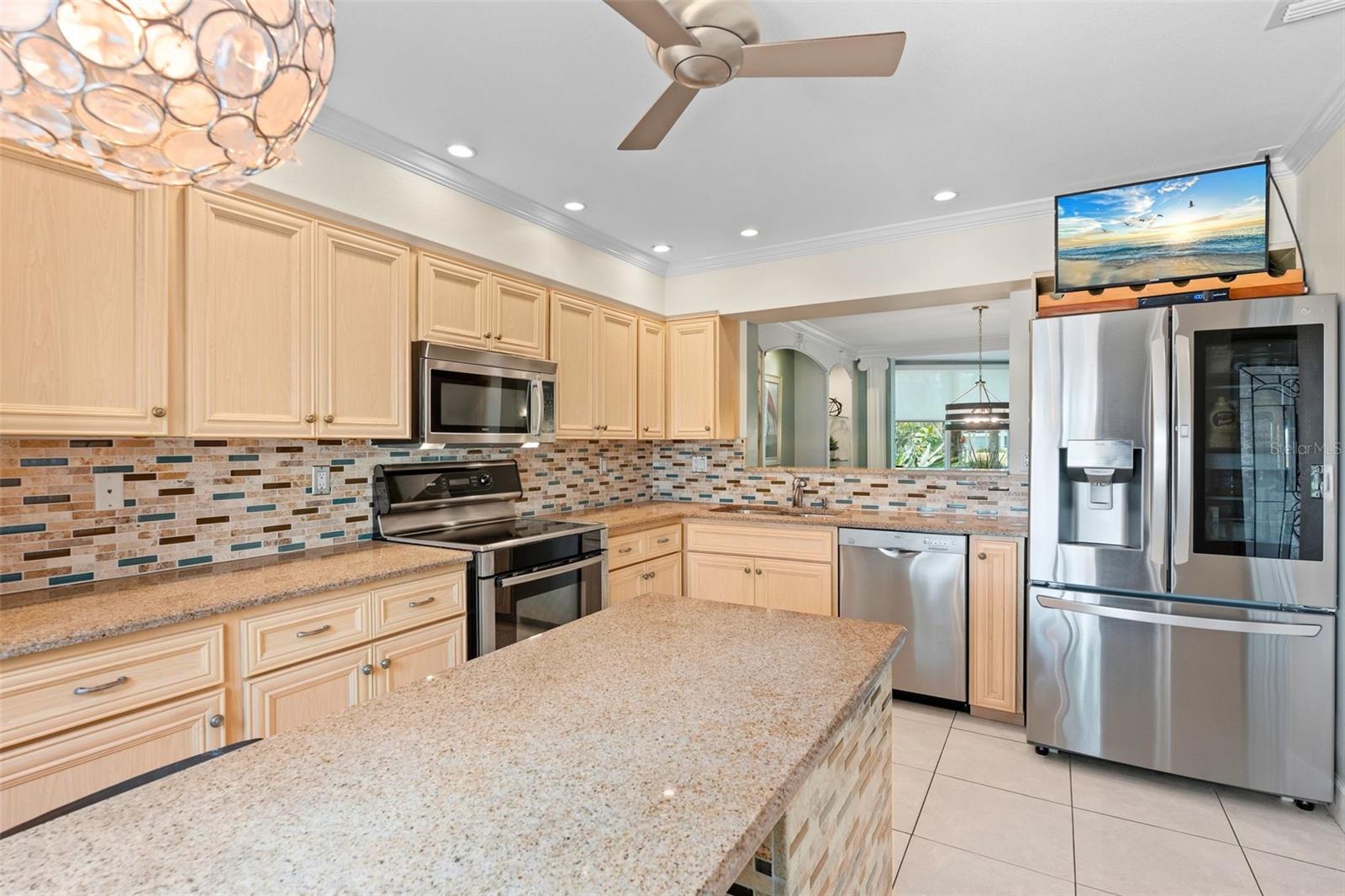VIZCAYA CONDO - Residential