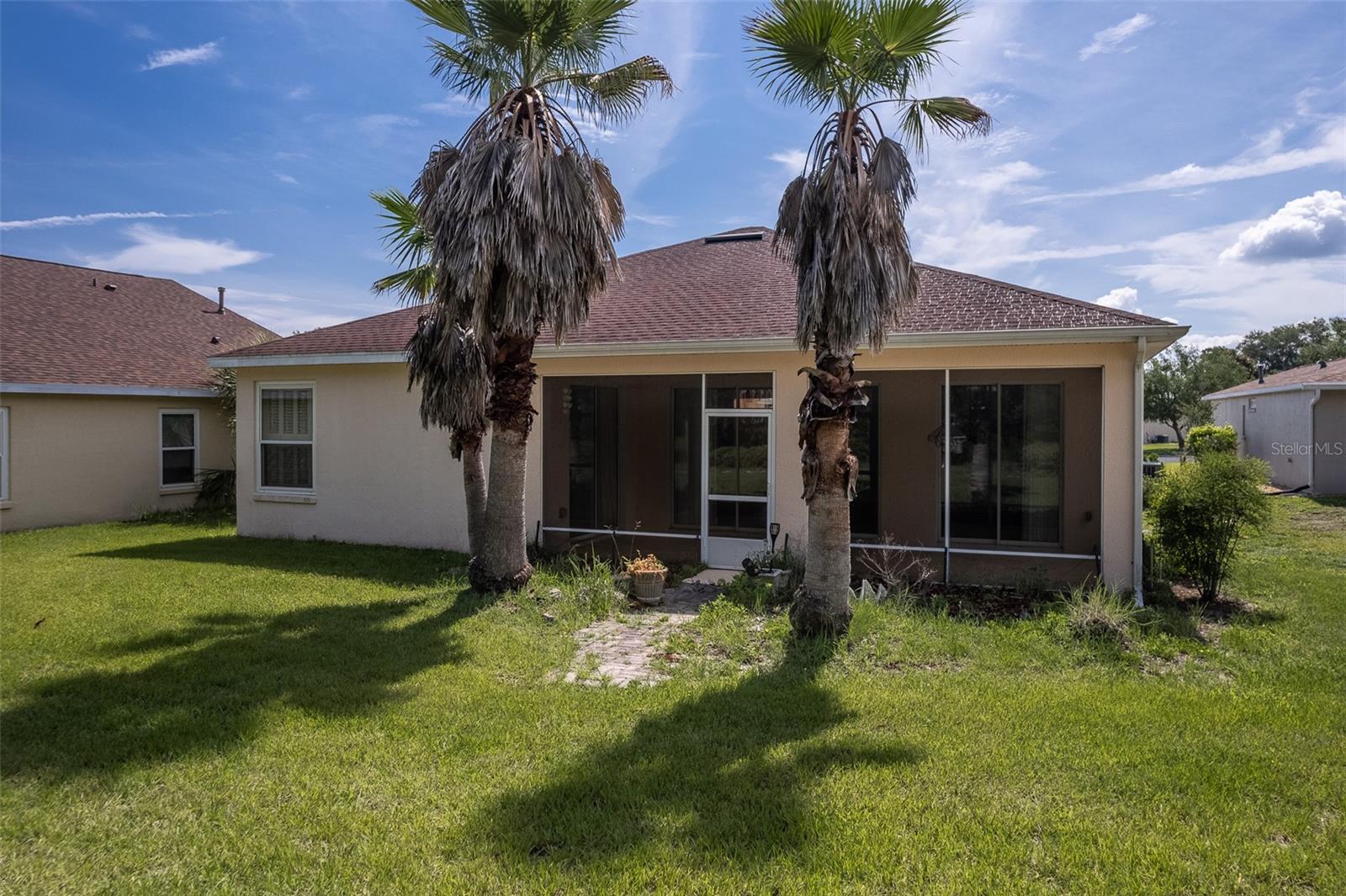 SUMMERGLEN - Residential