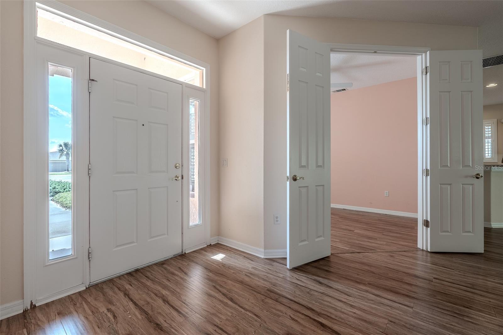 SUMMERGLEN - Residential