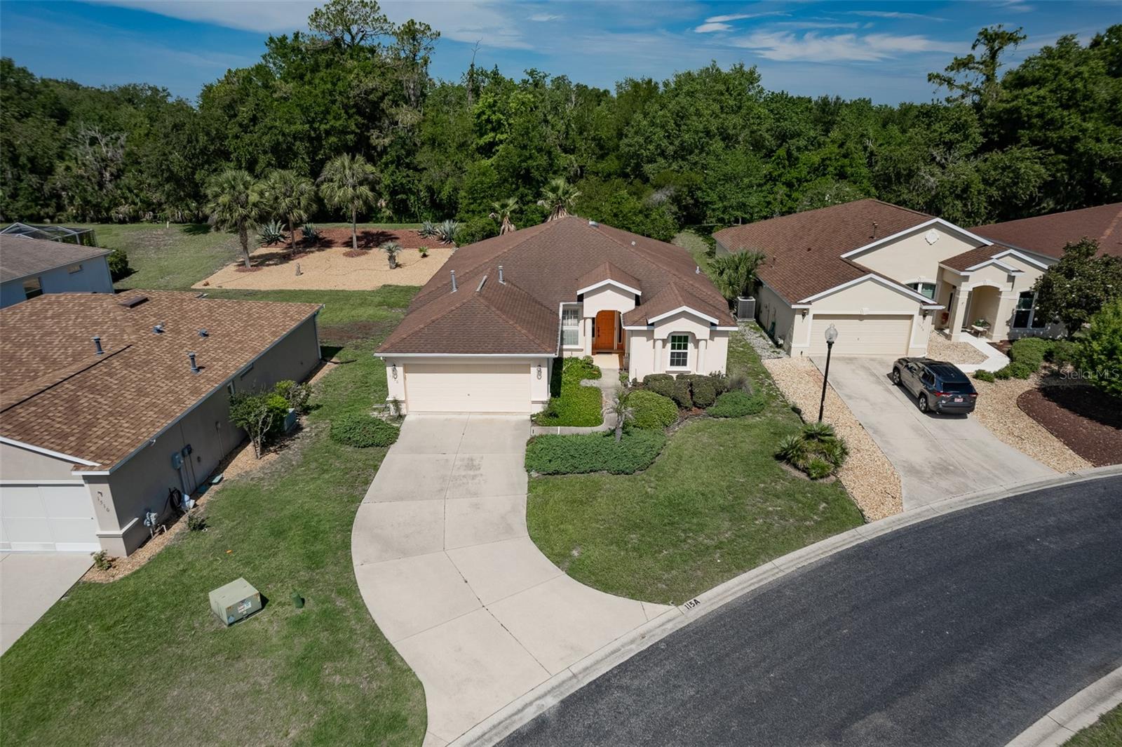 SUMMERGLEN - Residential