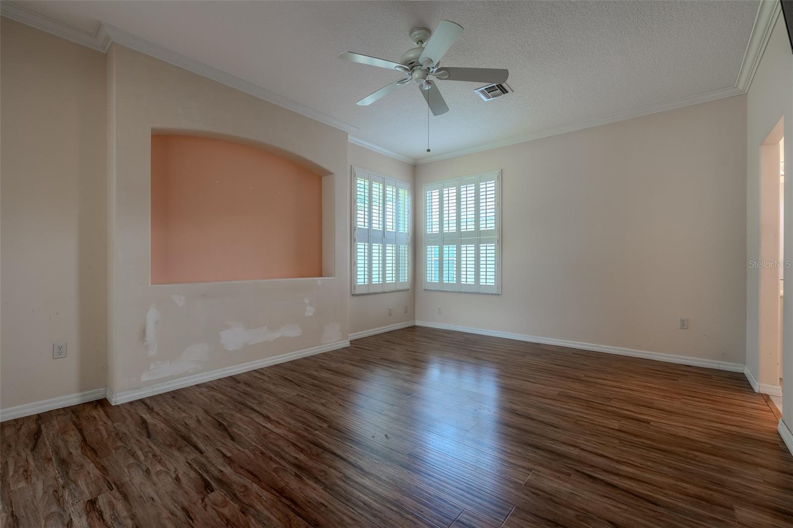 SUMMERGLEN - Residential